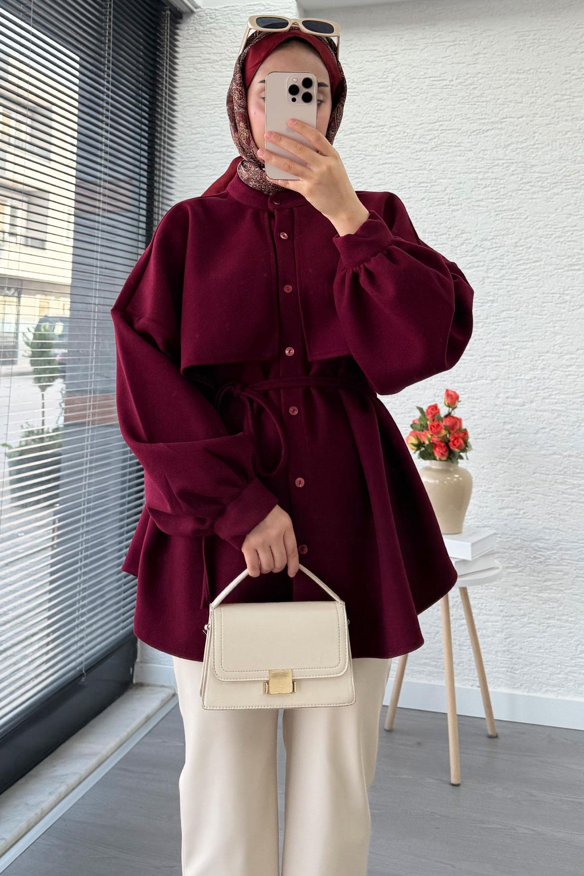 Pelerin Detaylı Önden Düğmeli Kaşe Gömlek – Bordo