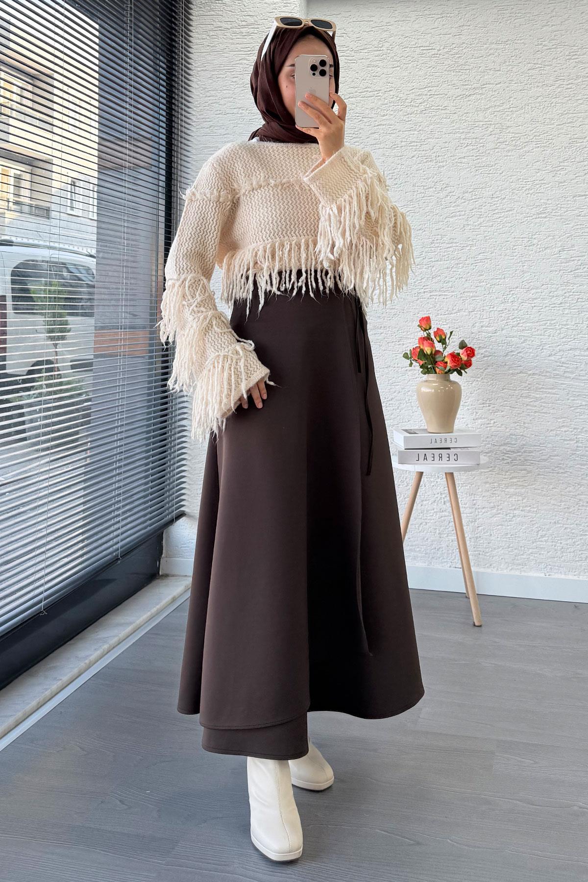 Pelerin Detaylı Yandan Bağlamalı Kloş Scuba Etek – Kahverengi