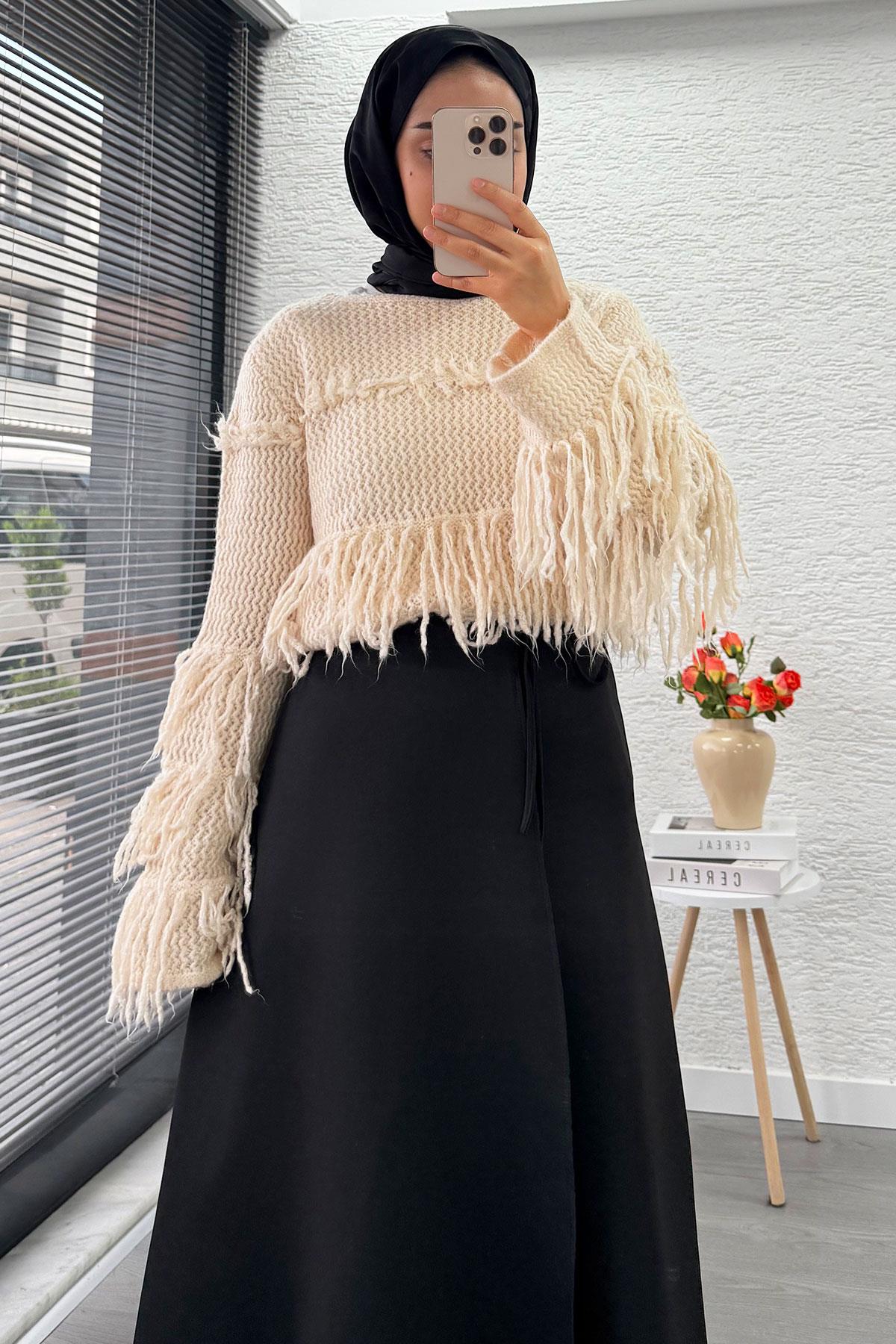 Pelerin Detaylı Yandan Bağlamalı Kloş Scuba Etek – Siyah