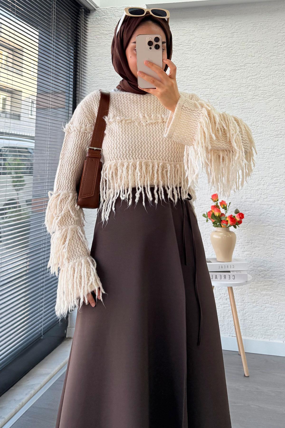 Pelerin Detaylı Yandan Bağlamalı Kloş Scuba Etek – Kahverengi