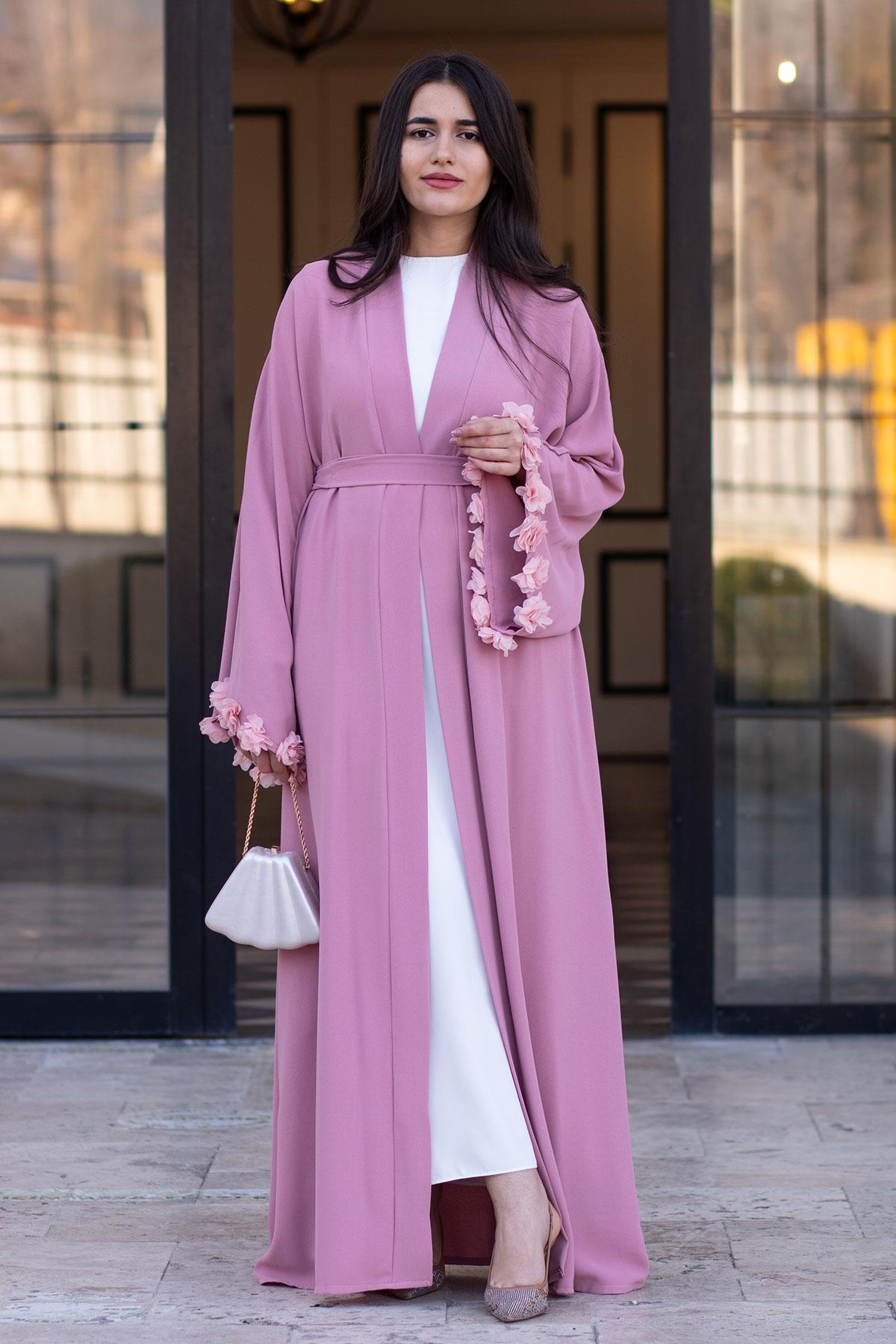 Pembe Kolu Çiçek Detaylı Zahra Abaya