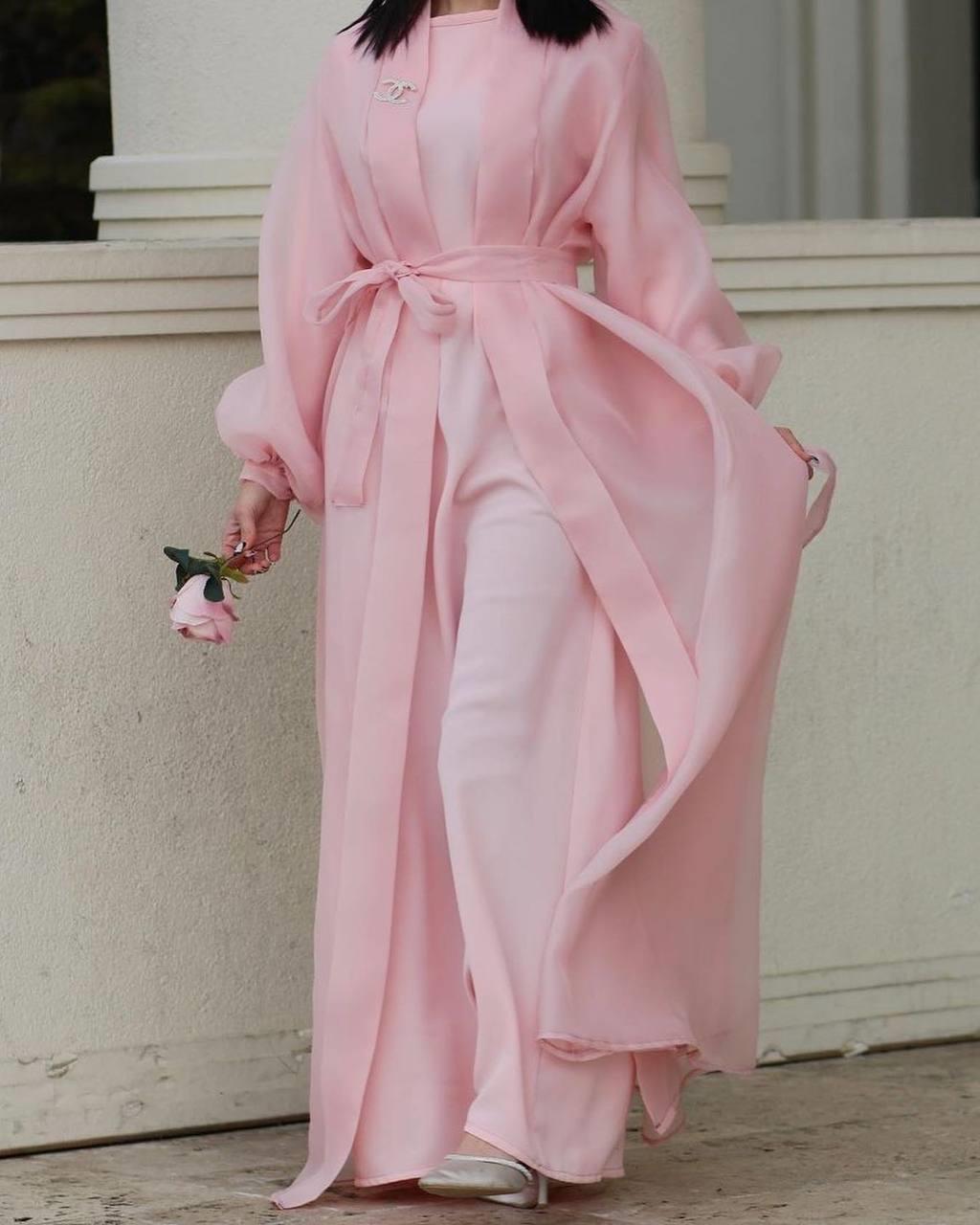 Pembe Ola Abaya 