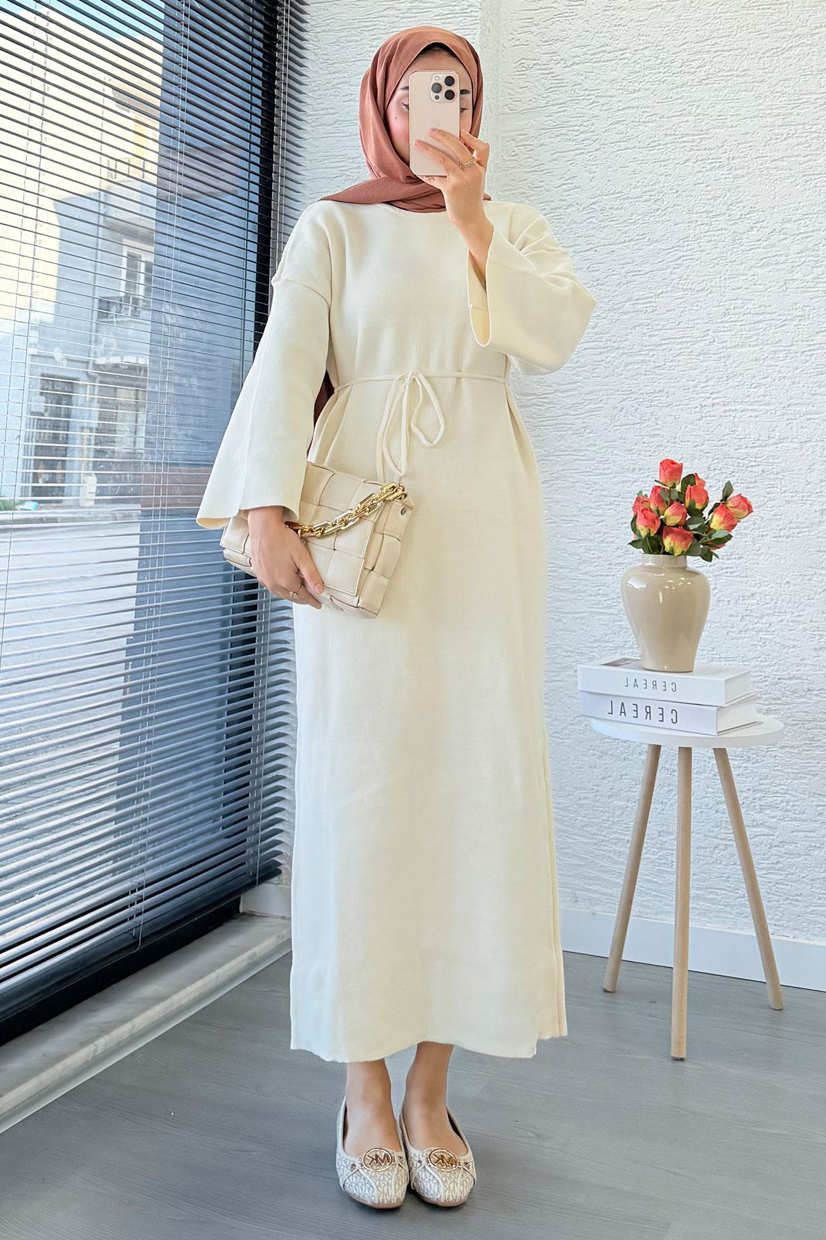 Premium Amore Çelik Örme Kuşaklı Triko Elbise - Krem