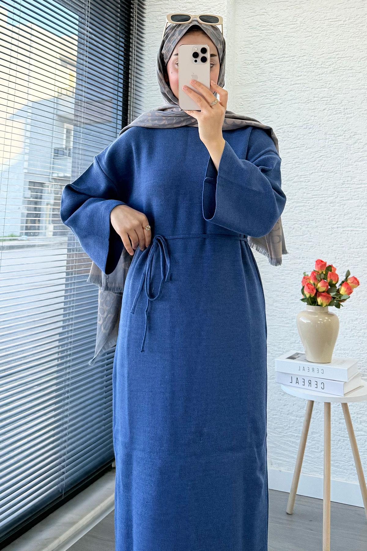 Premium Amore Çelik Örme Kuşaklı Triko Elbise - İndigo