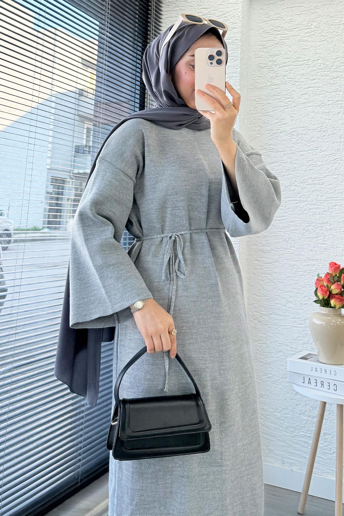 Premium Amore Çelik Örme Kuşaklı Triko Elbise - Gri