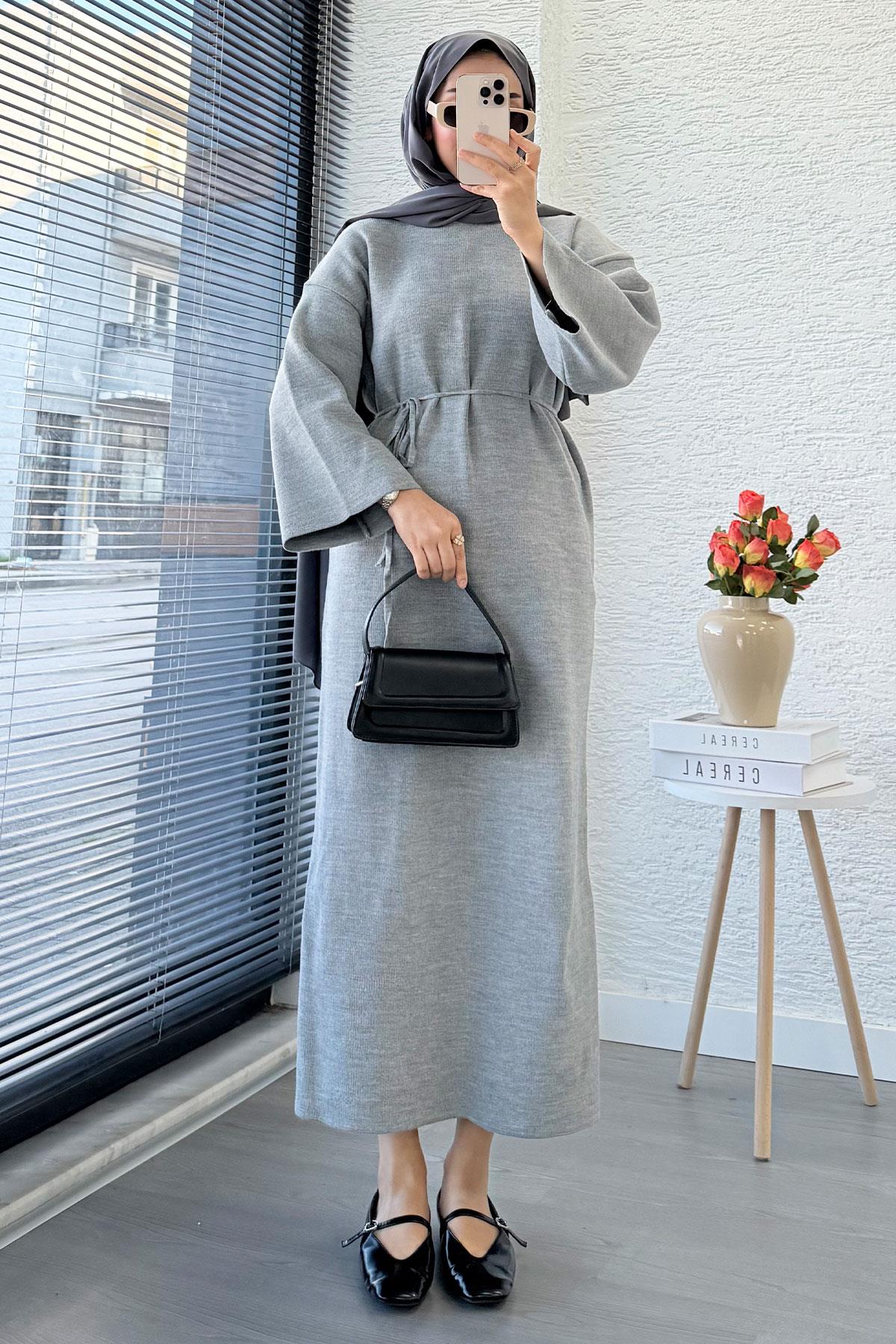 Premium Amore Çelik Örme Kuşaklı Triko Elbise - Gri