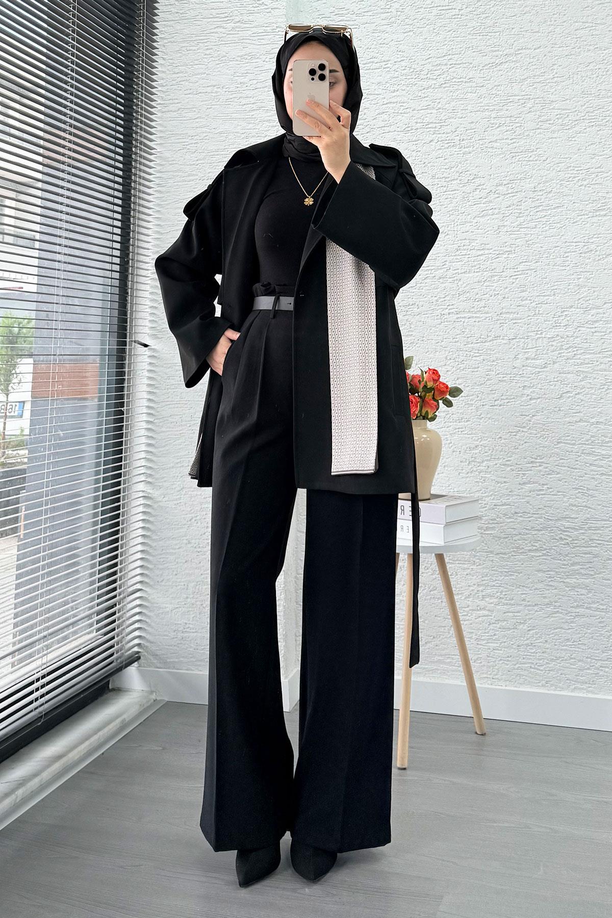 Premium Fular Detaylı Kadın Kısa Trençkot – Siyah