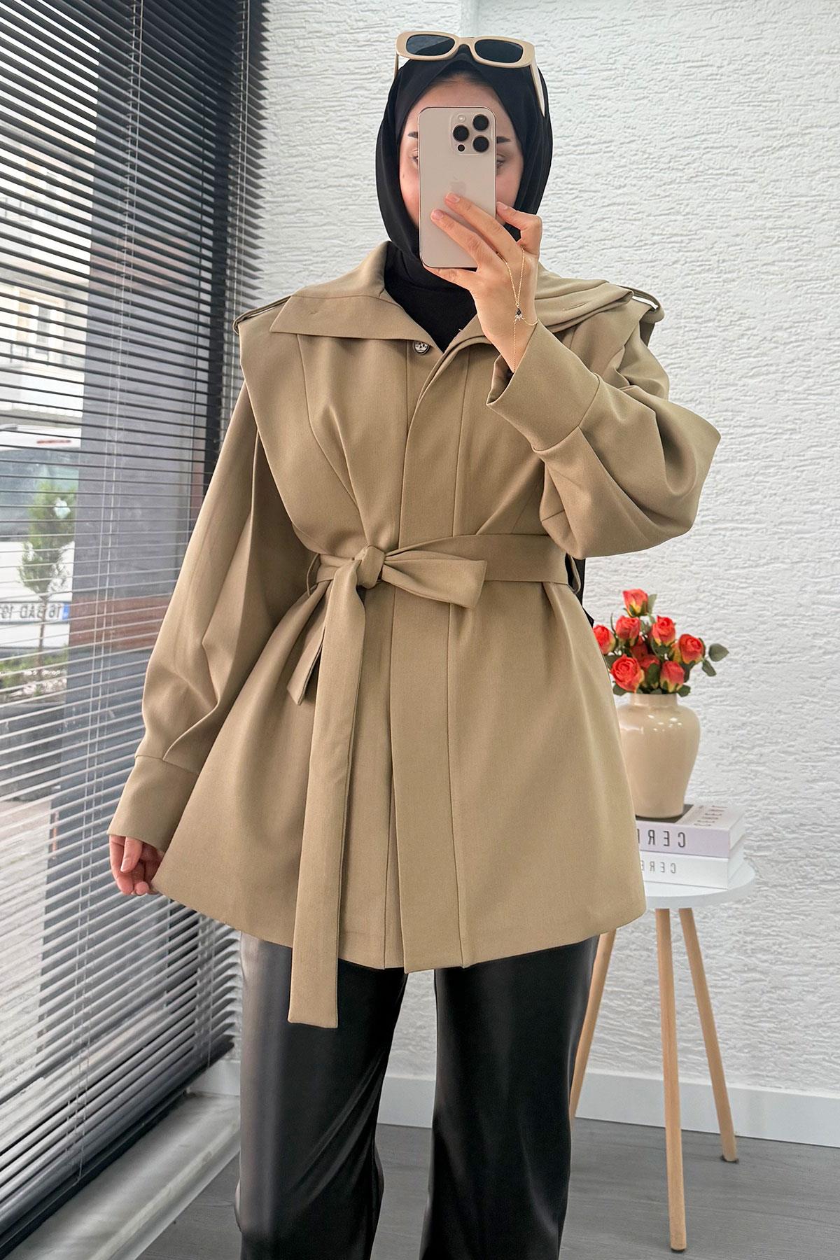 Premium Hakim Yaka Apoletli Astarlı Kadın Trençkot - Bej