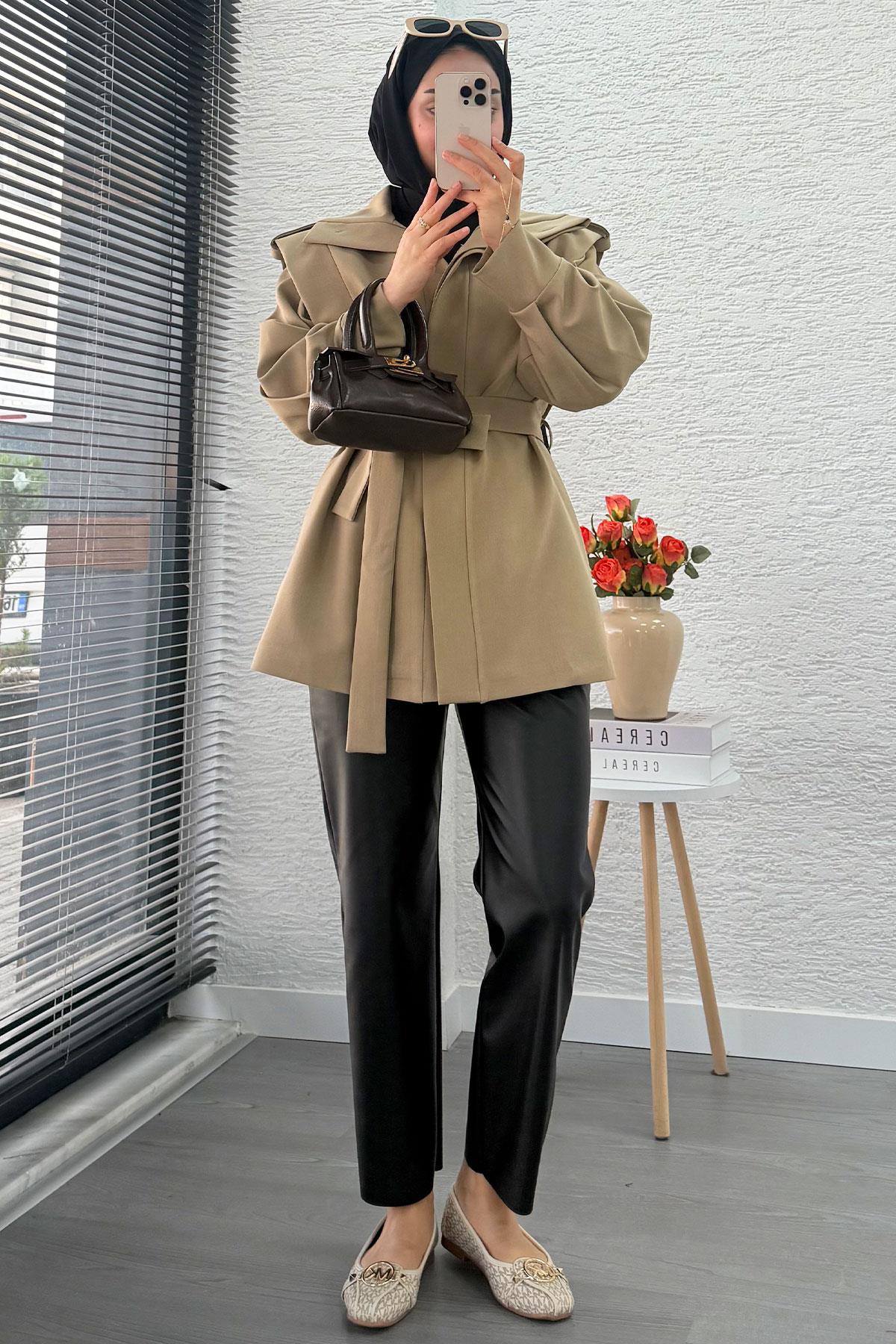 Premium Hakim Yaka Apoletli Astarlı Kadın Trençkot - Bej