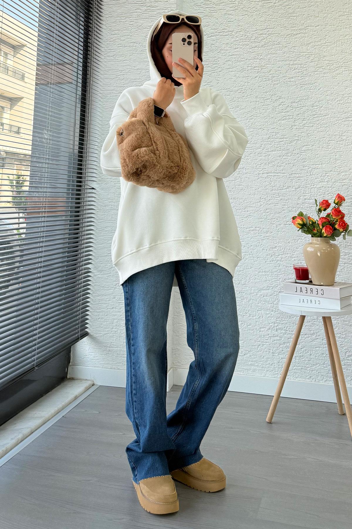 Premium Kolu Pilise Detaylı Oversize Kadın Sweat – Beyaz