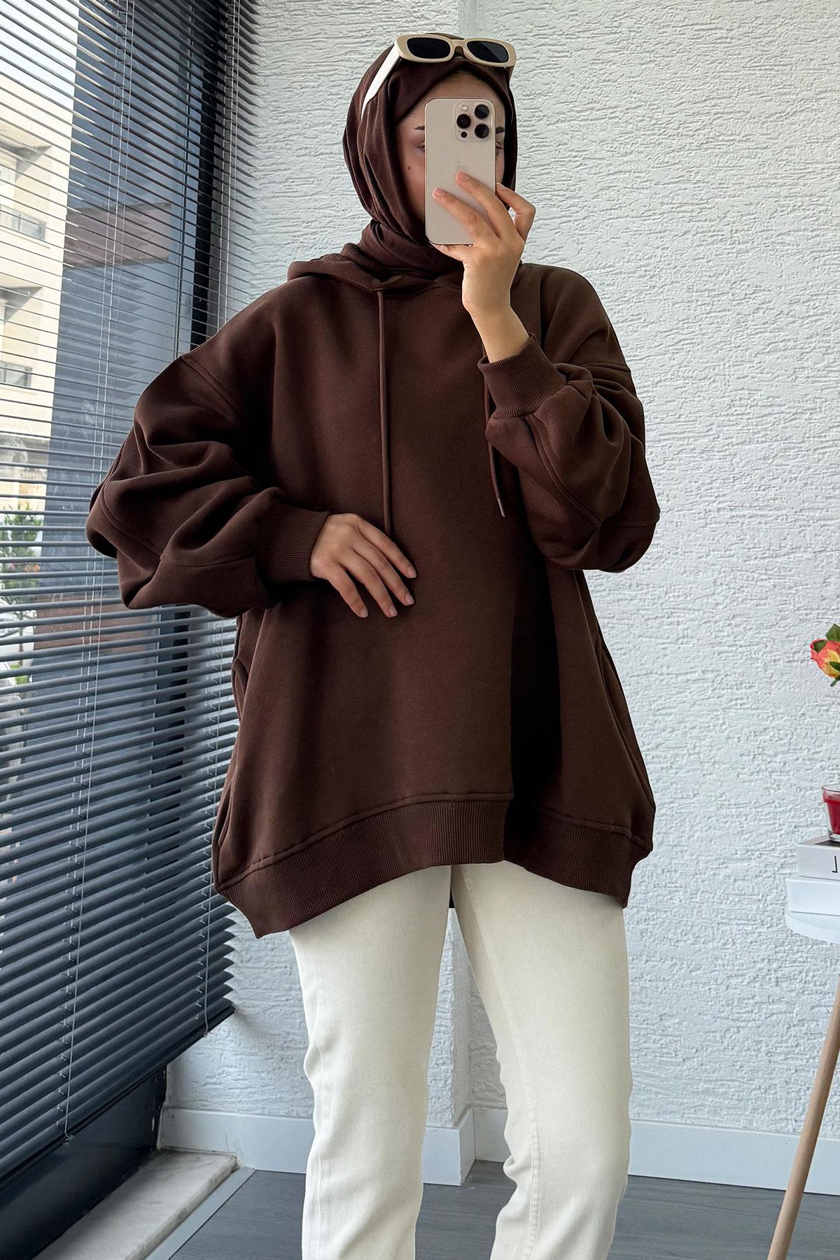 Premium Kolu Pilise Detaylı Oversize Kadın Sweat – Kahverengi