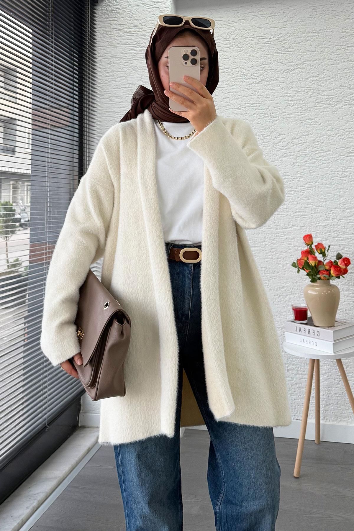 Premium Önü Katlı Yumoş Kadın Hırka – Ekru