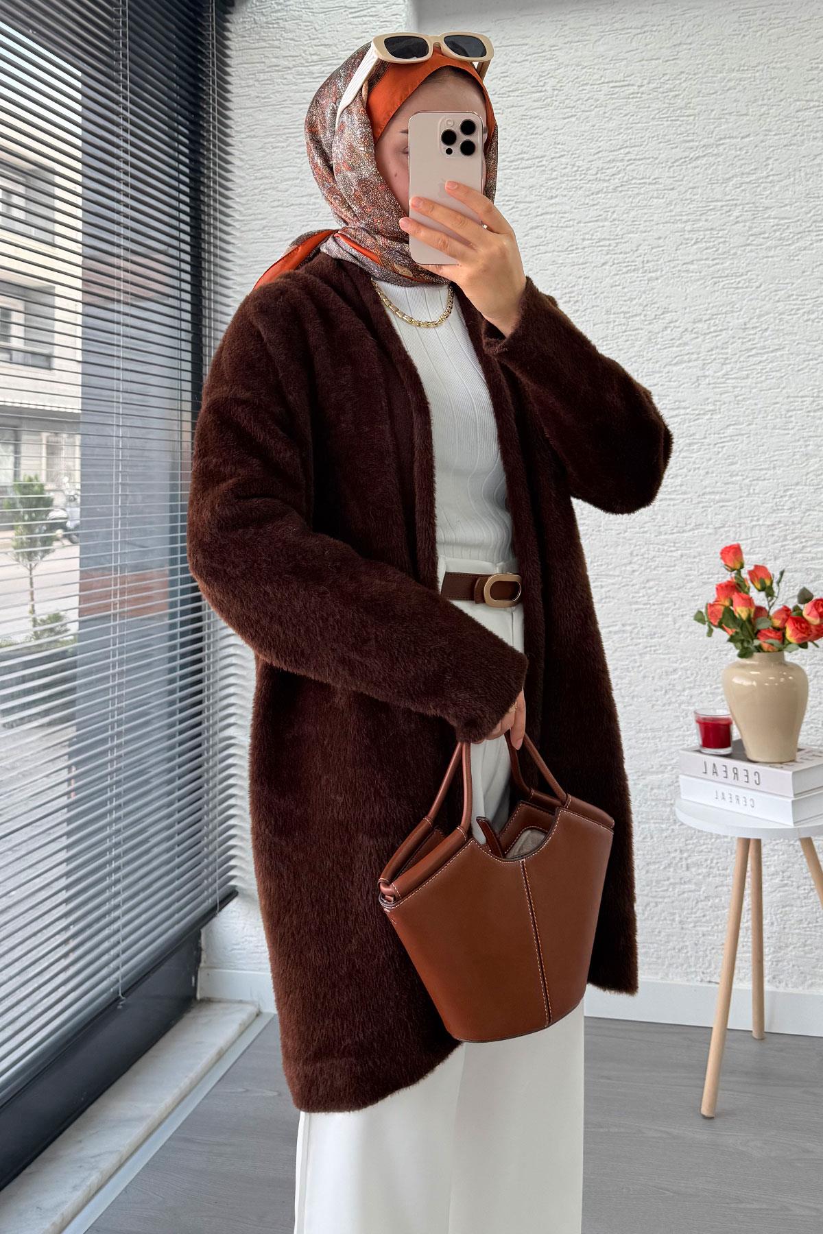 Premium Önü Katlı Yumoş Kadın Hırka – Kahverengi