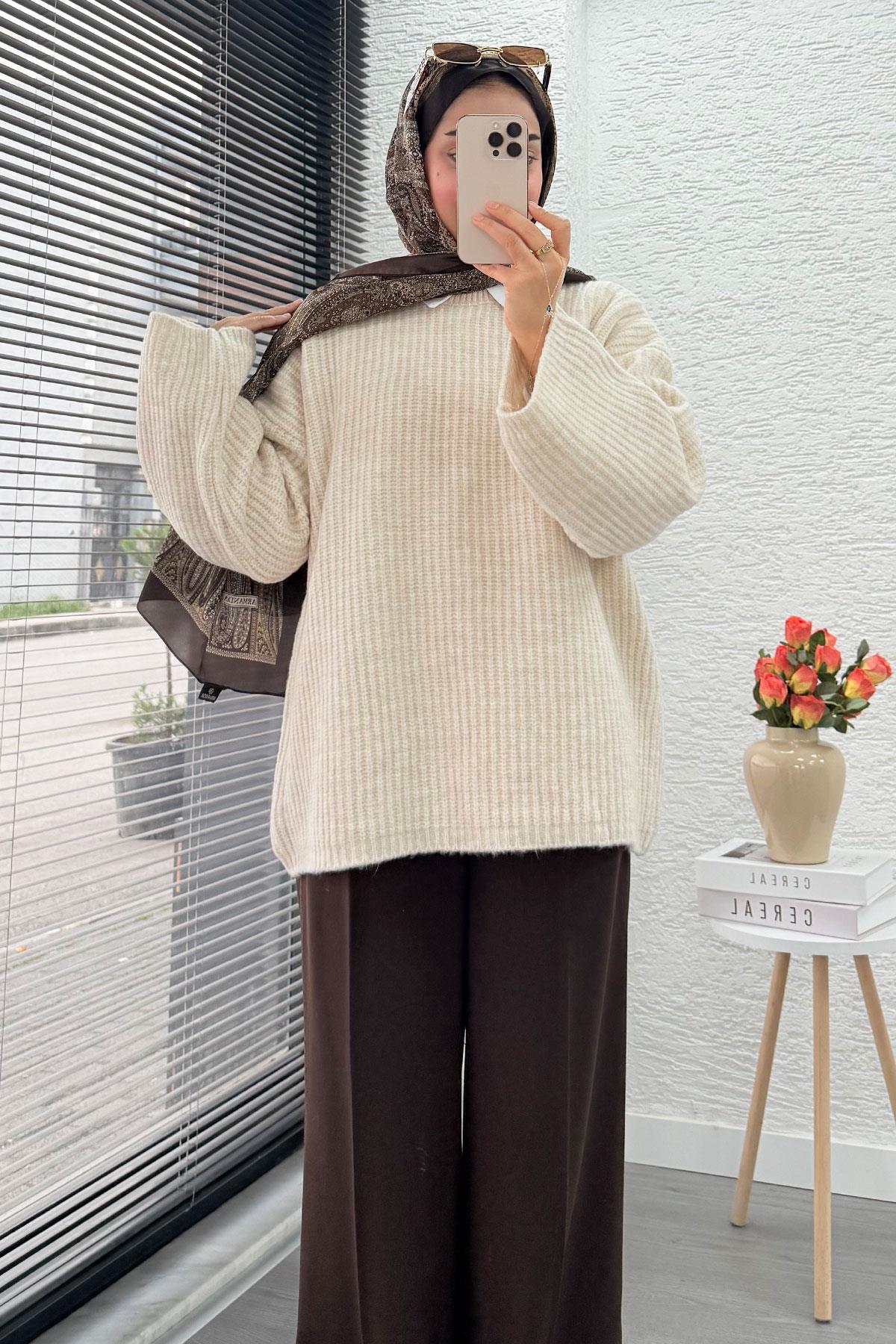 Premium Oversize Basic Kadın Triko Kazak – Krem