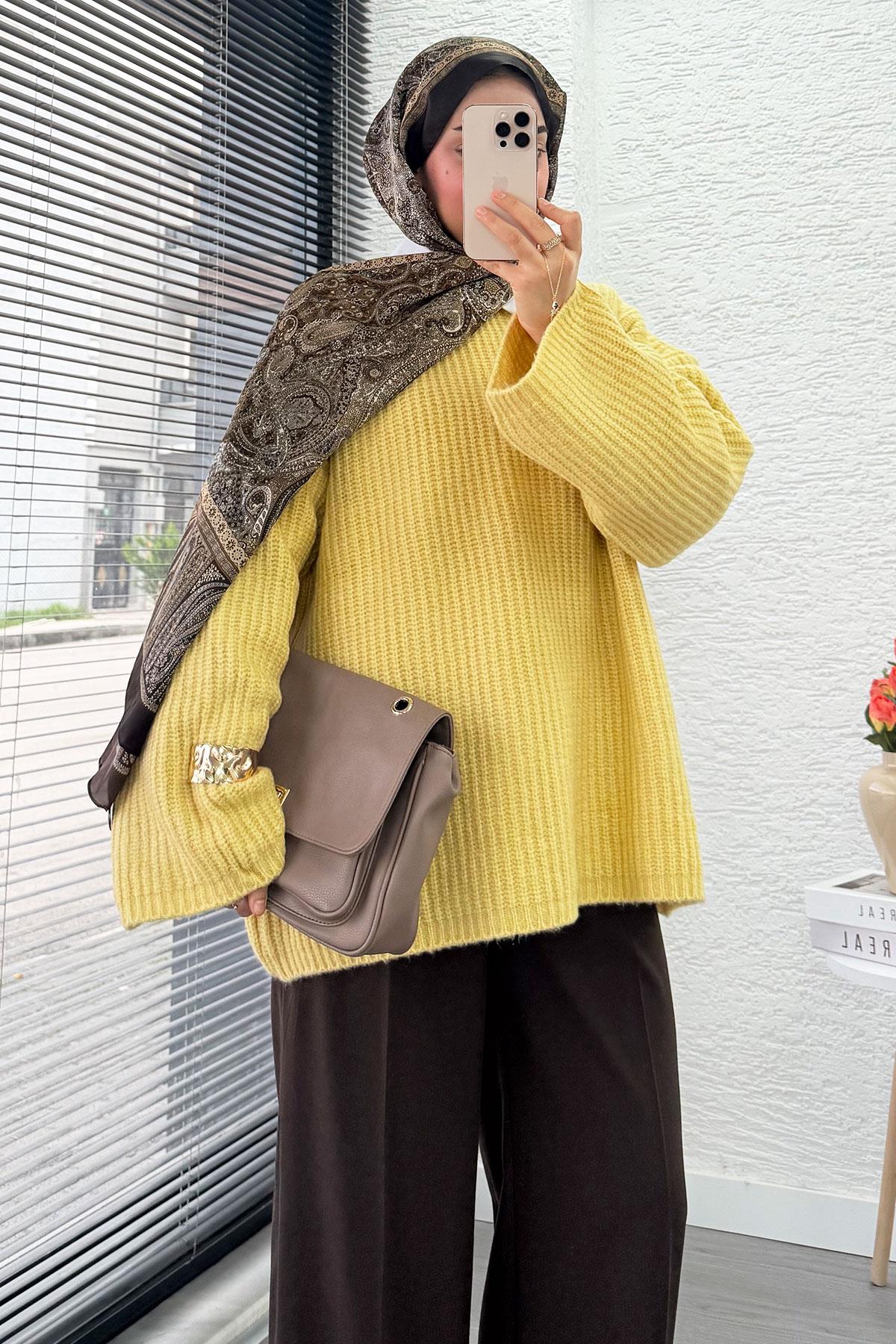 Premium Oversize Basic Kadın Triko Kazak – Sarı