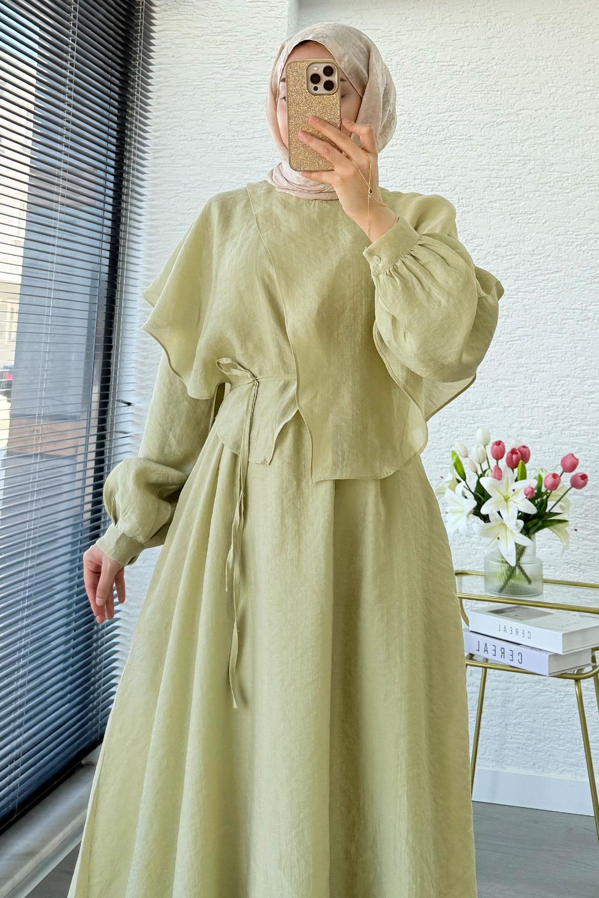 Premium Pelerin Detay Elina Vual Elbise – Olive