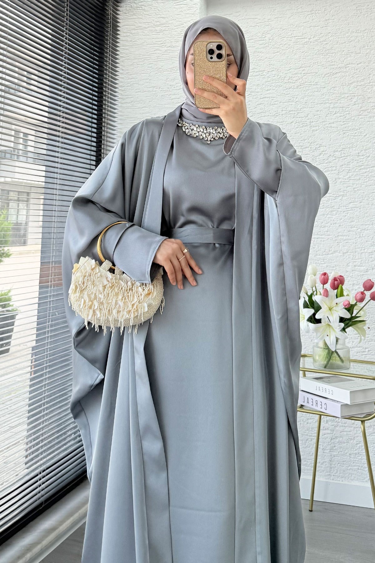 Premium Taş İşlemeli Kum Saten Abaya Takım - Gri