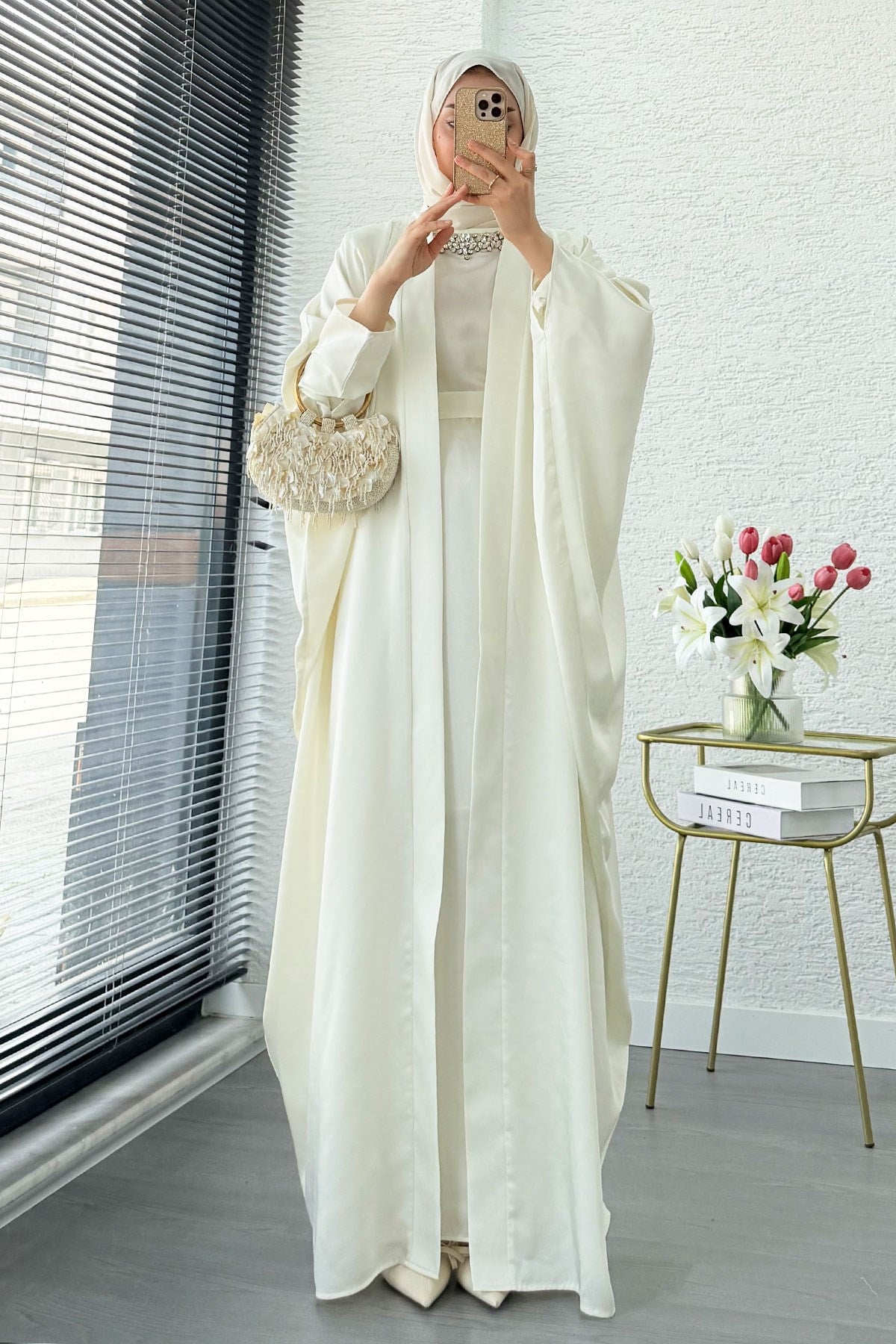 Premium Taş İşlemeli Kum Saten Abaya Takım - Ekru