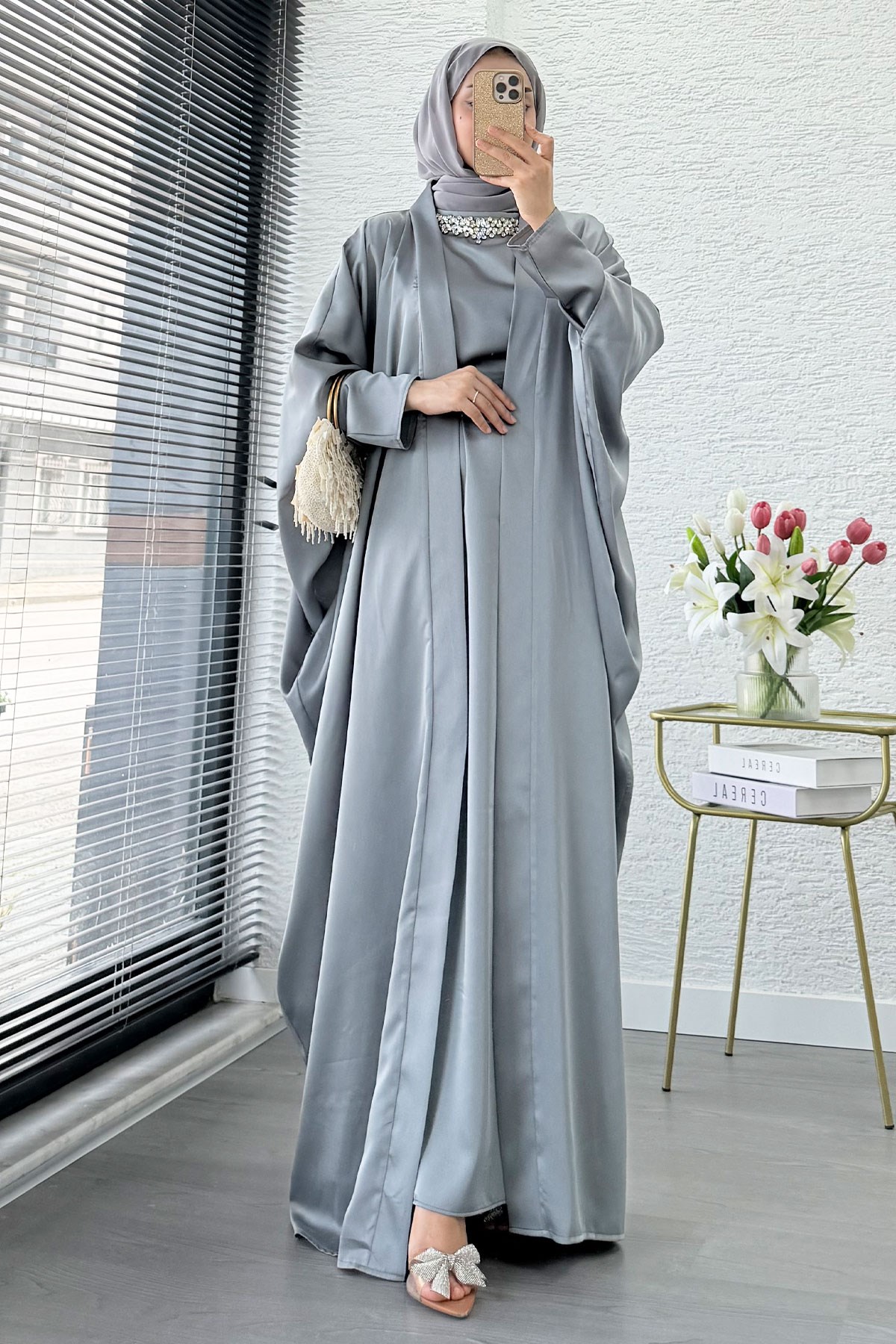 Premium Taş İşlemeli Kum Saten Abaya Takım - Gri