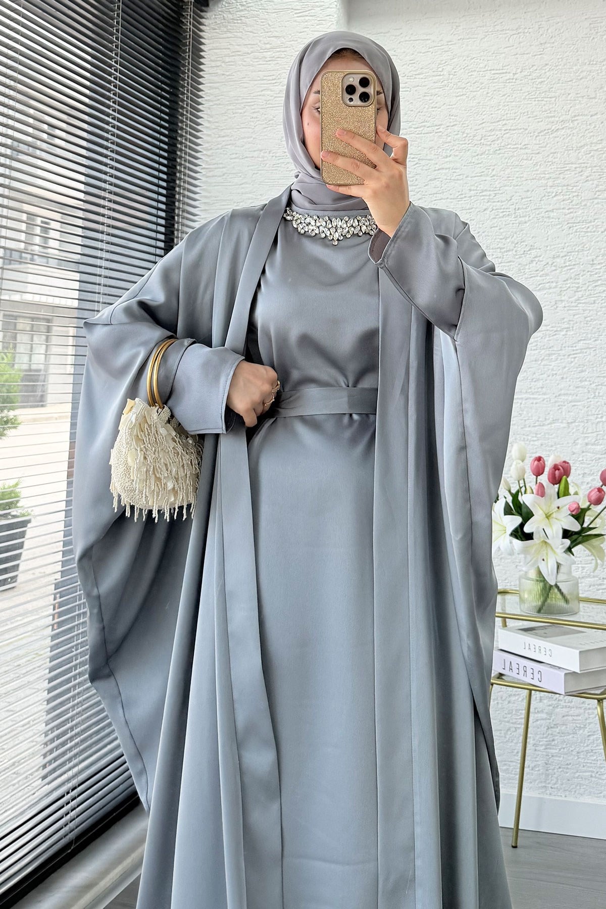 Premium Taş İşlemeli Kum Saten Abaya Takım - Gri