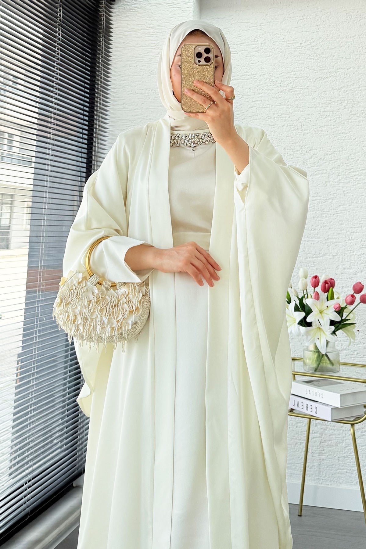 Premium Taş İşlemeli Kum Saten Abaya Takım - Ekru