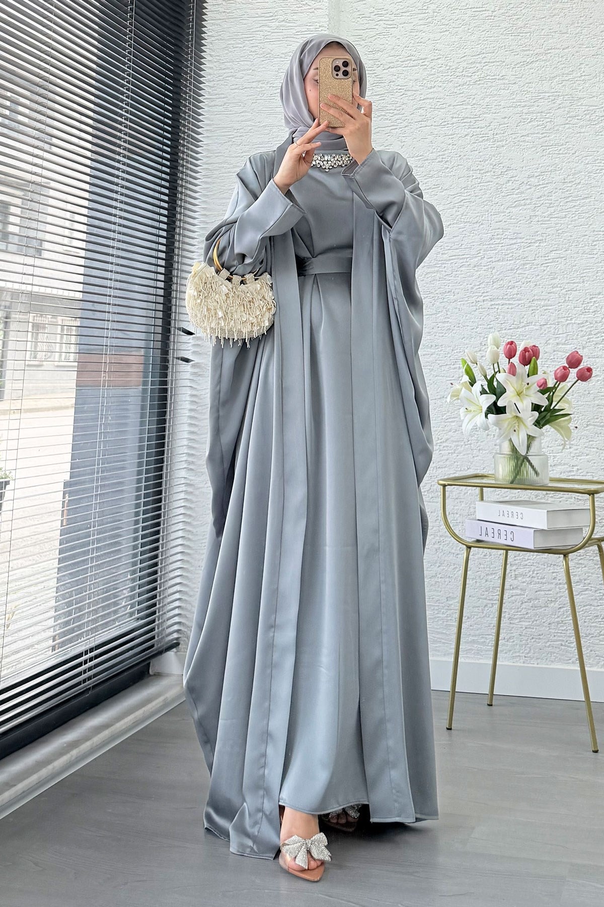 Premium Taş İşlemeli Kum Saten Abaya Takım - Gri