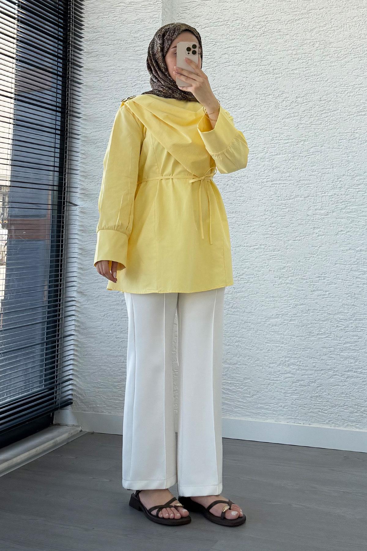 Şal Yaka Broş Detaylı Poplin Tunik – Sarı