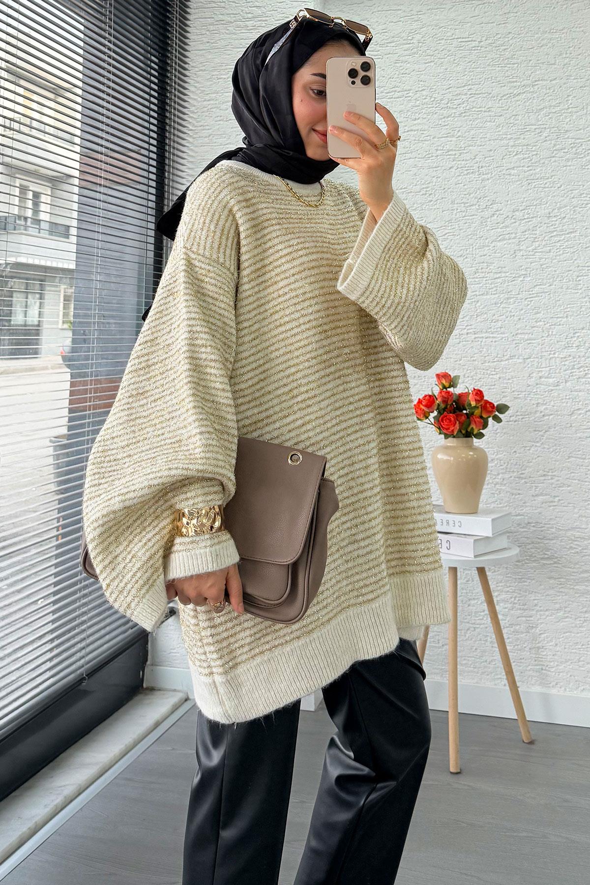 Sim Geçişli Oversize Kadın Triko Kazak – Ekru