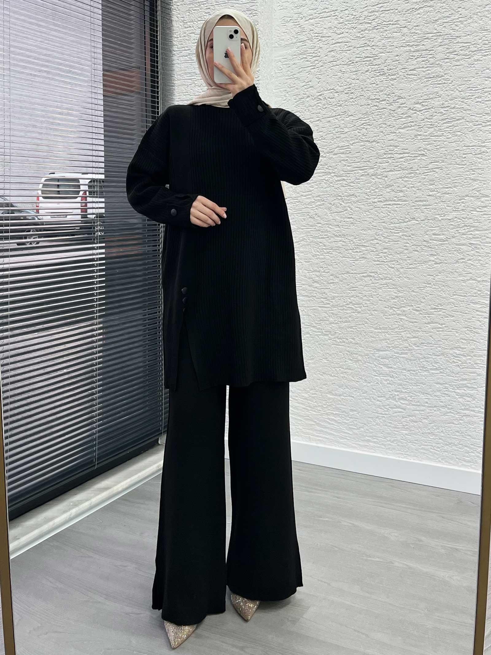 Siyah Düğme Detaylı Oversize Triko Takım