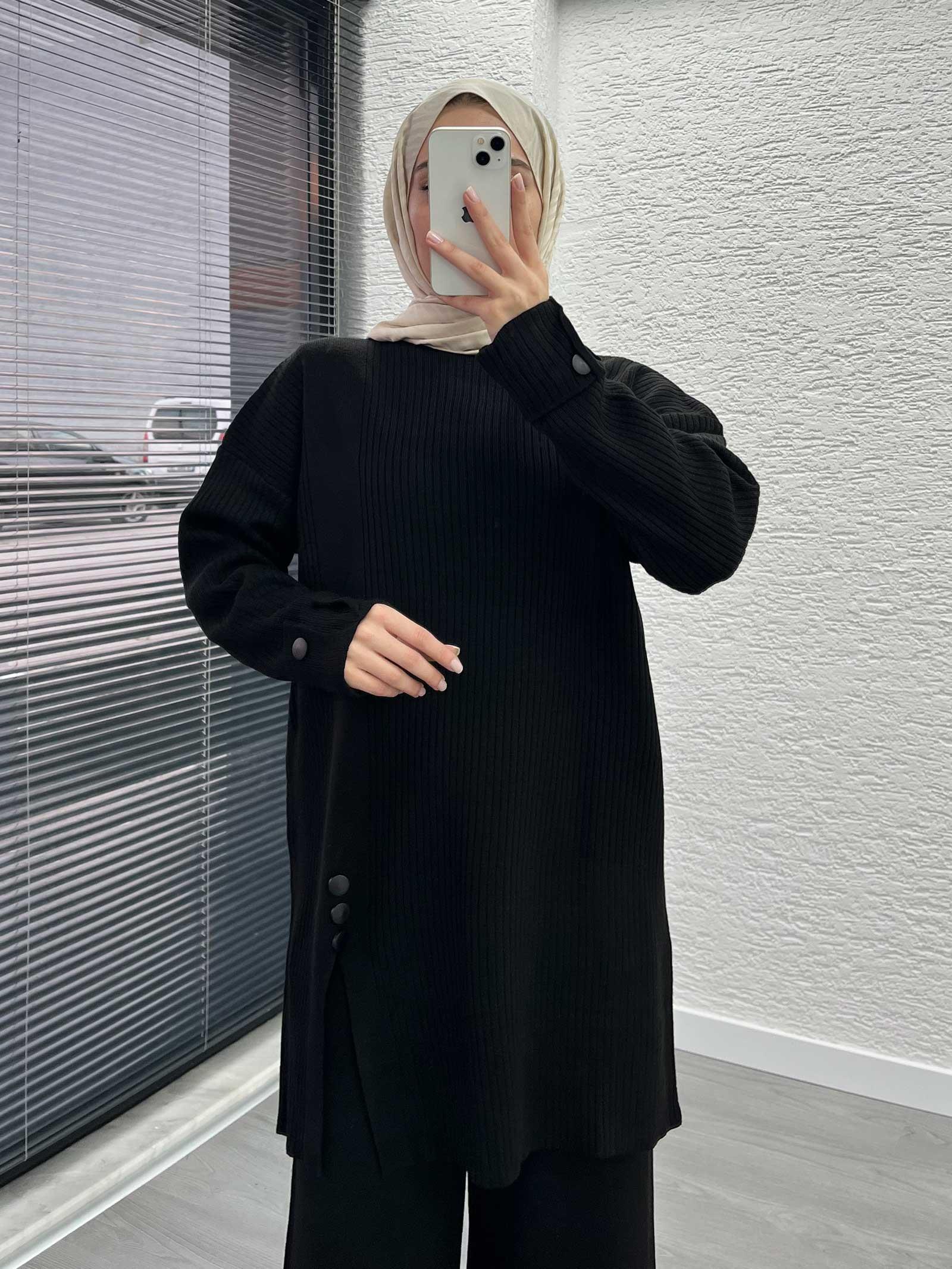 Siyah Düğme Detaylı Oversize Triko Takım