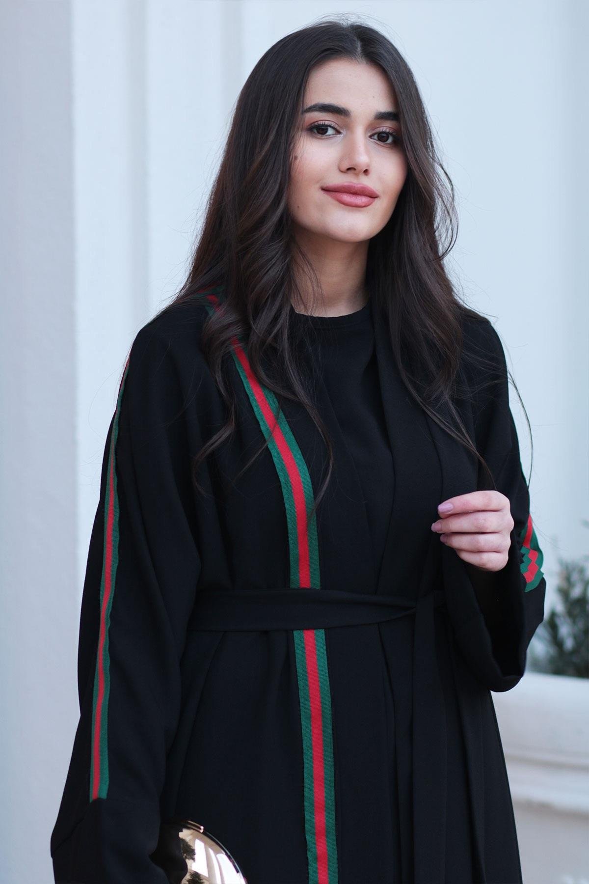 Siyah G.cci Şeritli Abaya