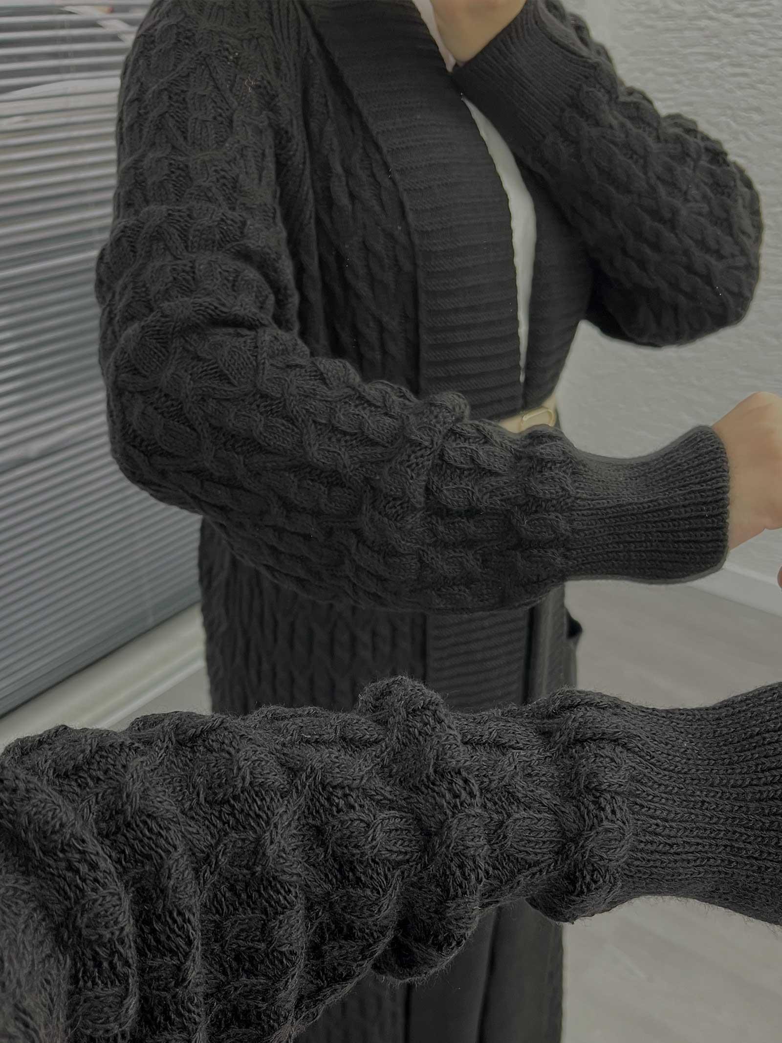 Siyah Örgü Desenli Uzun Triko Hırka