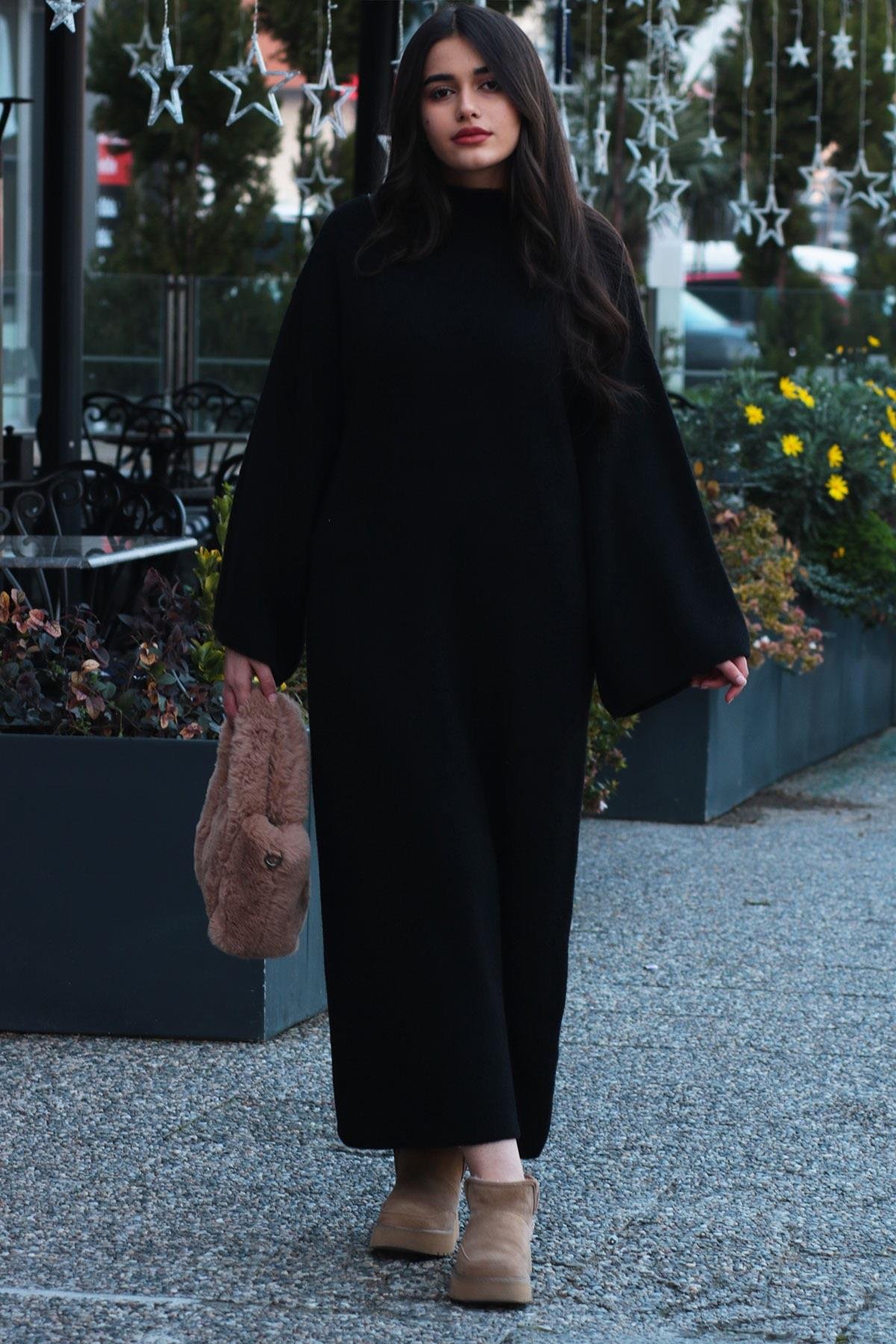 Siyah Yumoş Elbise 