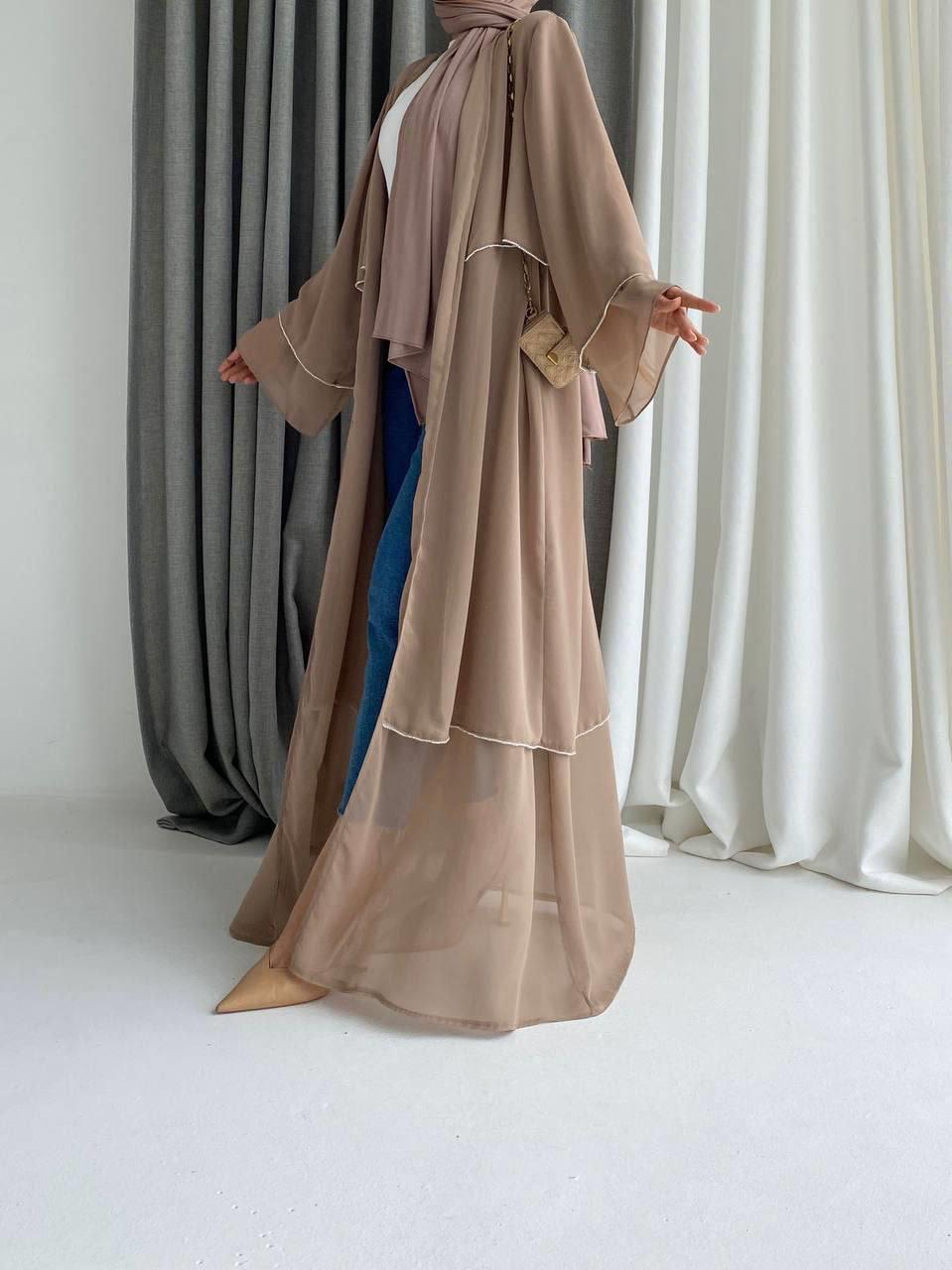 Taş baskılı kahvrengi şifon abaya 