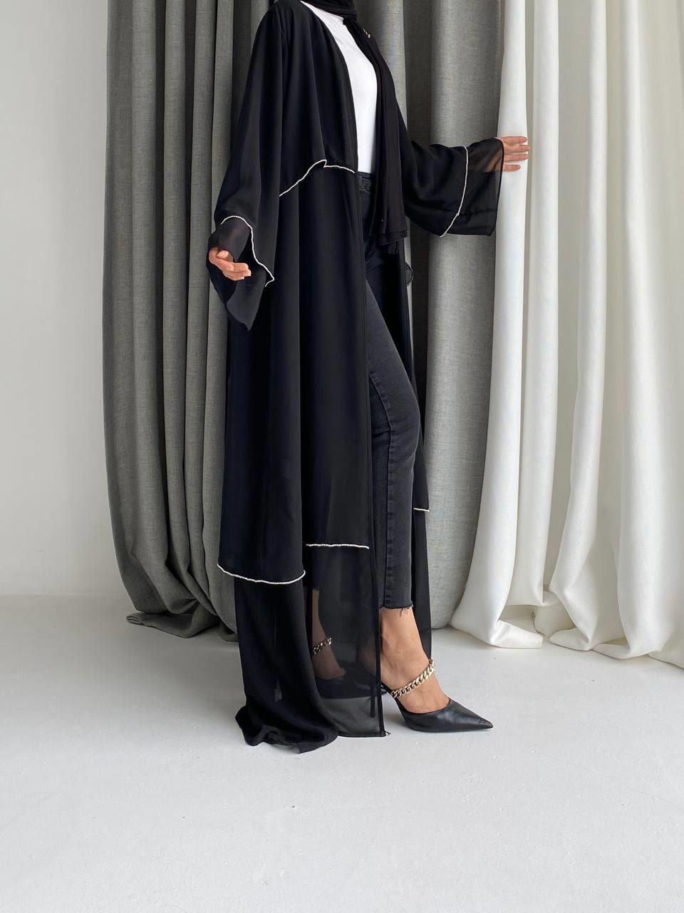 Taş baskılı siyah şifon abaya