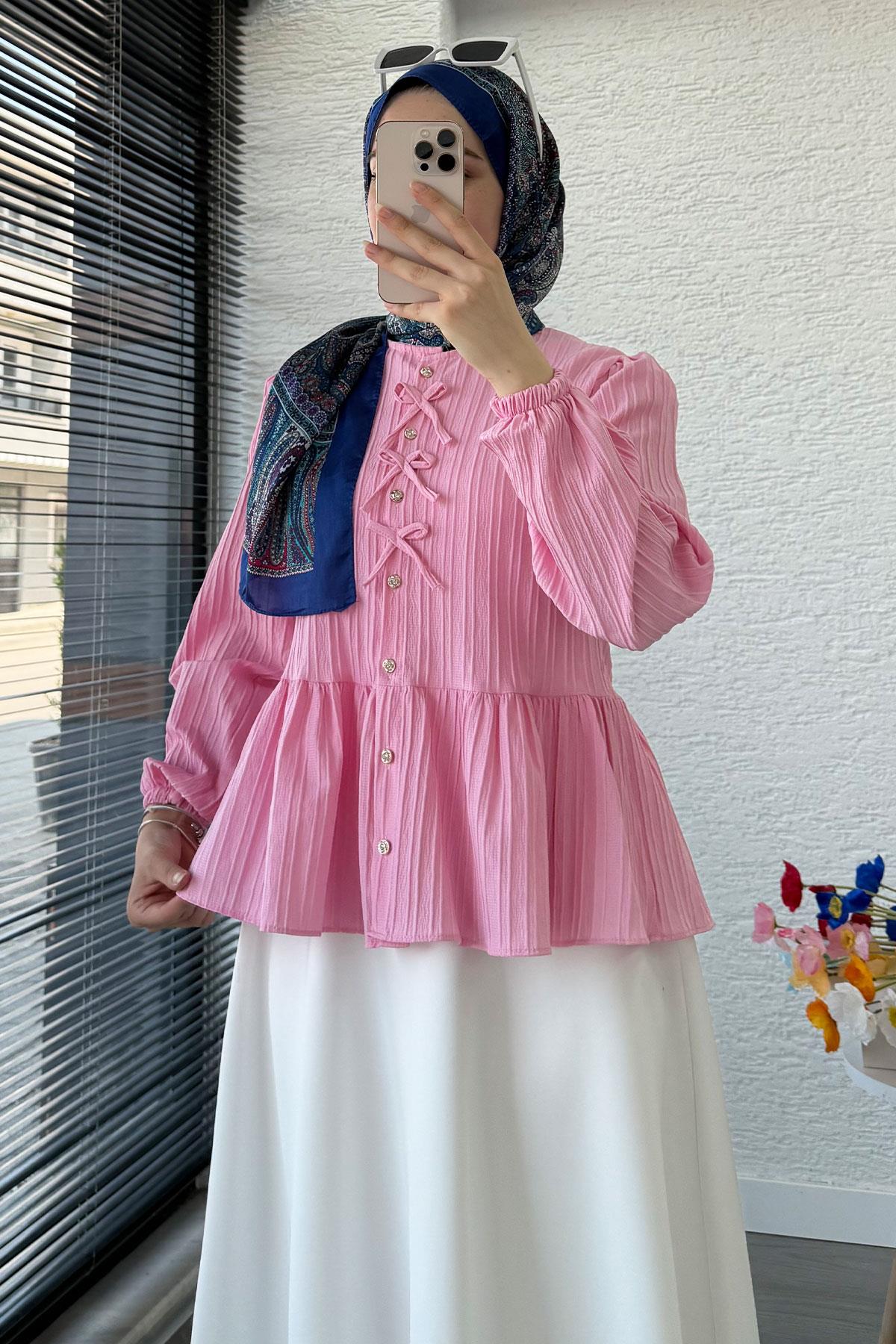 Taş Düğme Detaylı Gofre Bluz - Pembe