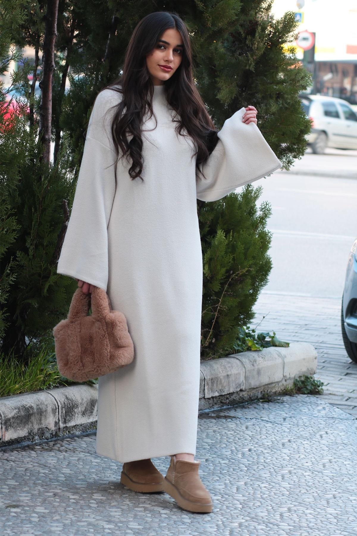 Taş Yumoş Elbise 