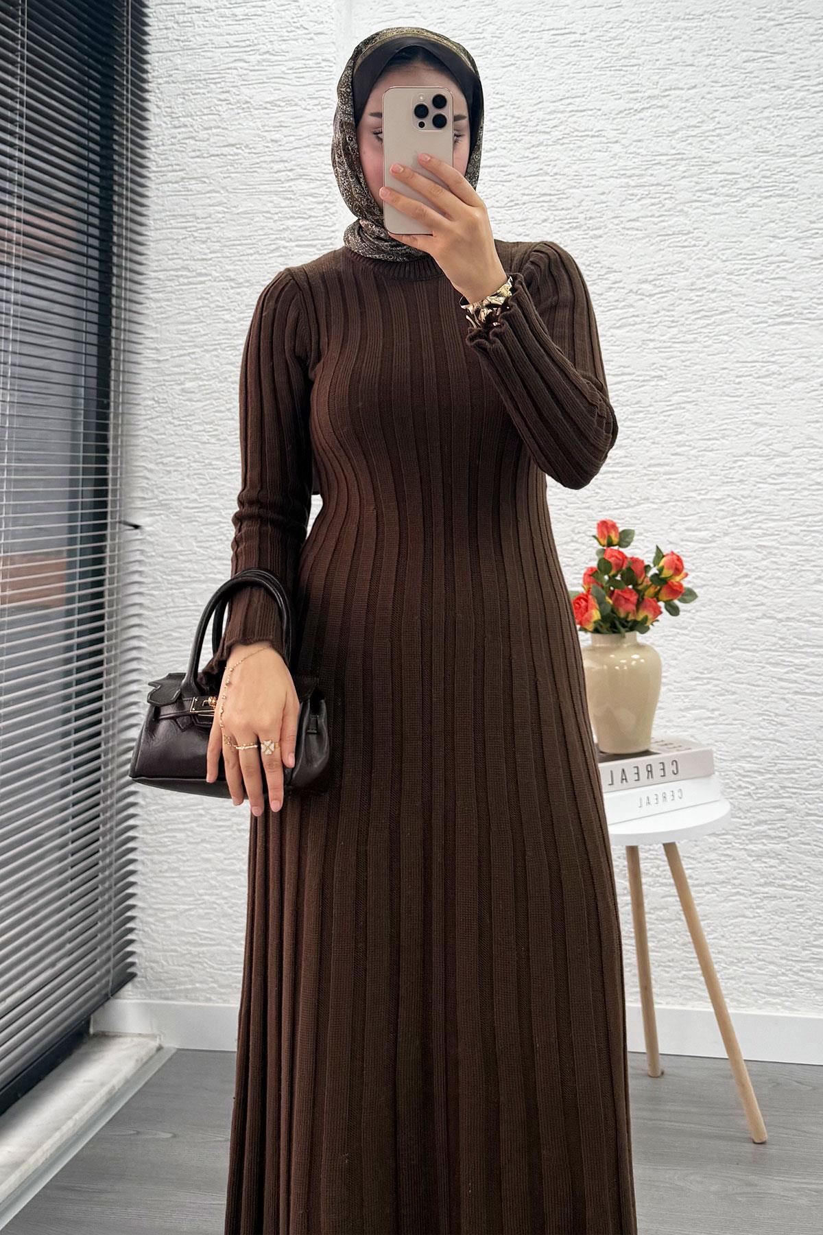 Volan Kesim Fitilli Triko Elbise - Kahverengi