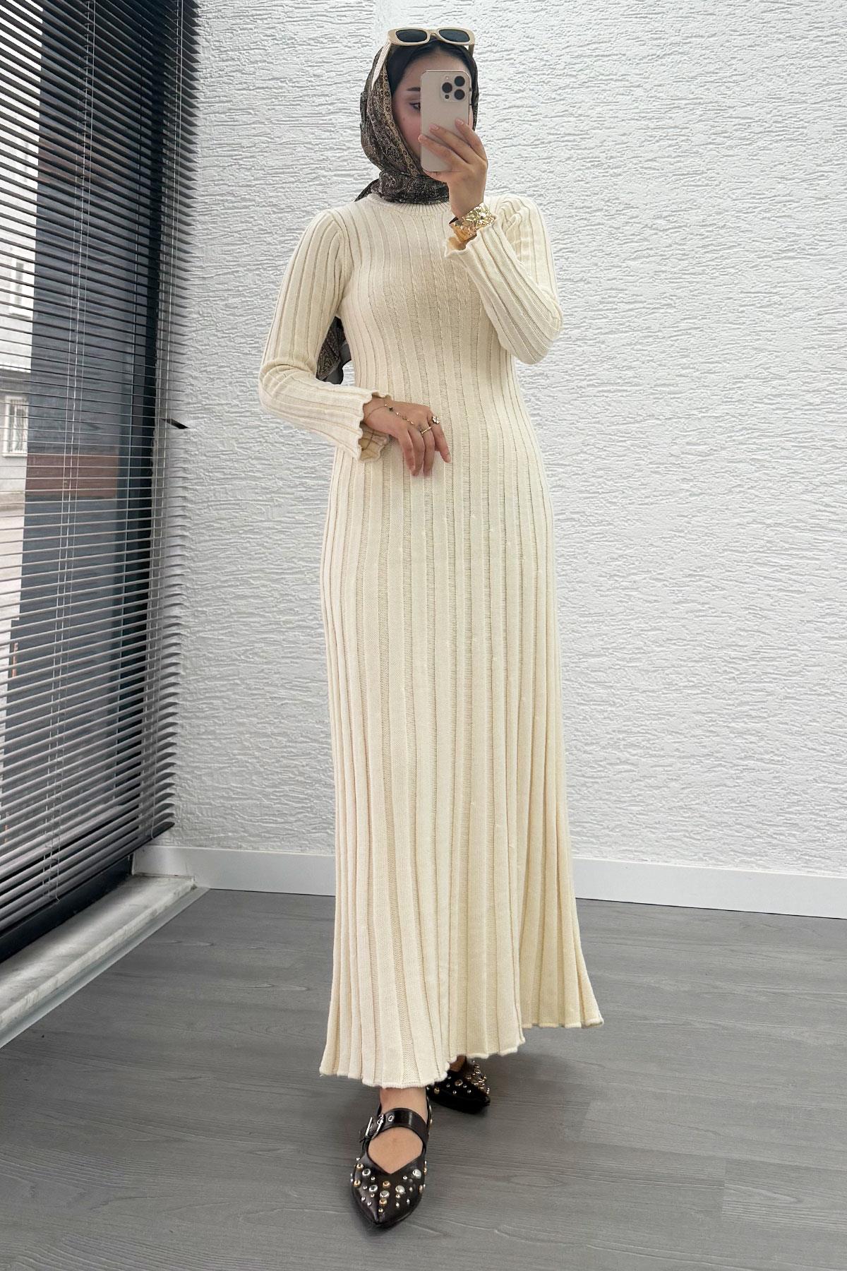 Volan Kesim Fitilli Triko Elbise - Krem