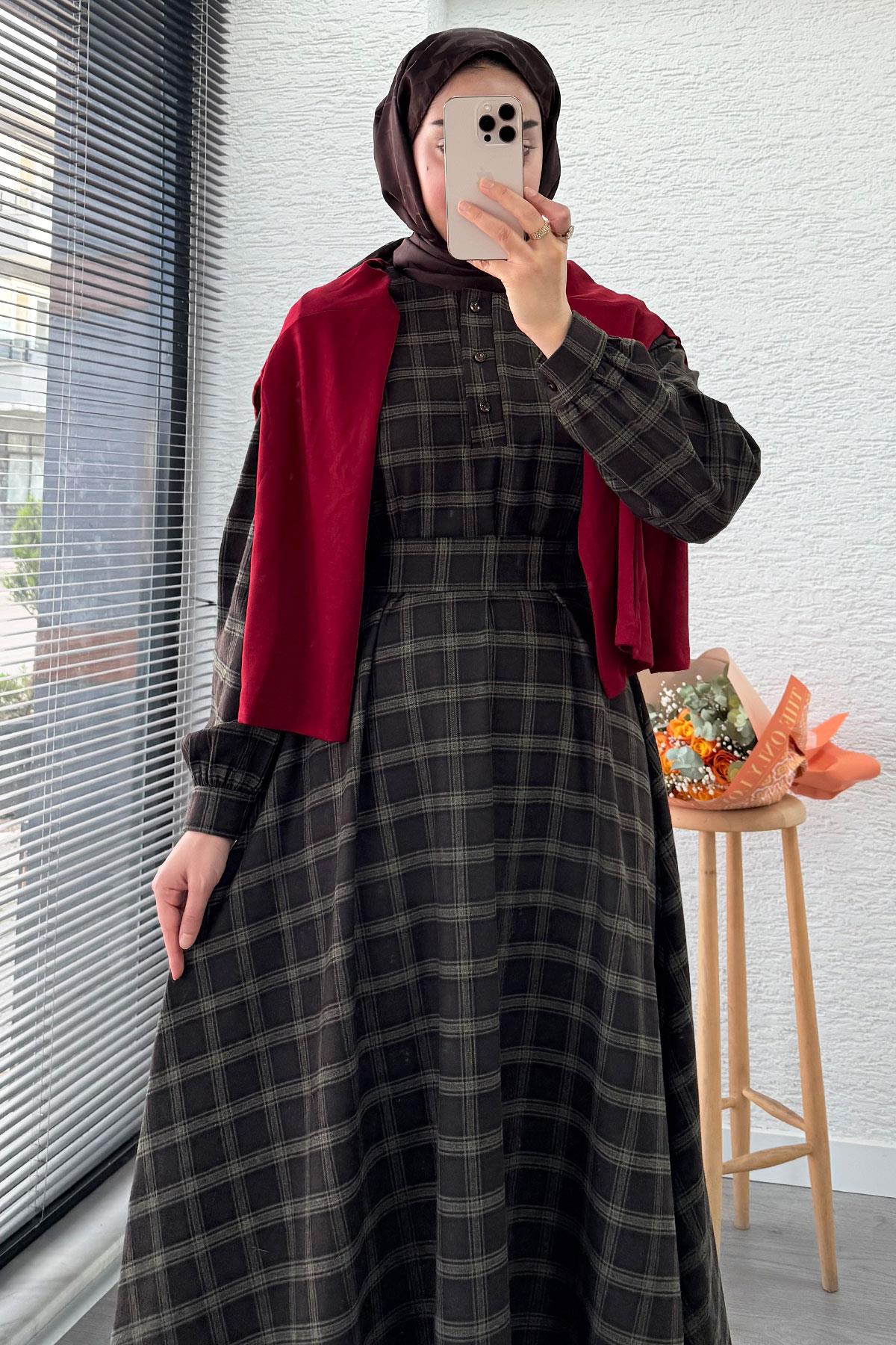 Yaka Düğmeli Kemerli Ekose Desen Uzun Elbise - Acı Kahve