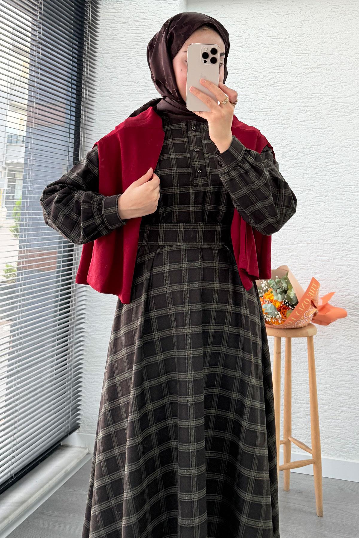 Yaka Düğmeli Kemerli Ekose Desen Uzun Elbise - Acı Kahve