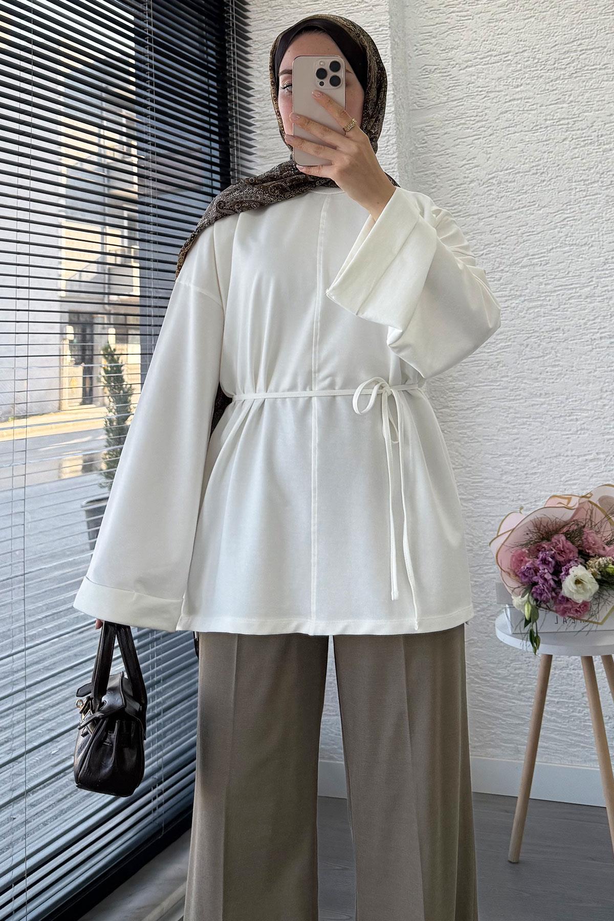 Yanları Yırtmaç Detaylı Basic Tunik - Beyaz