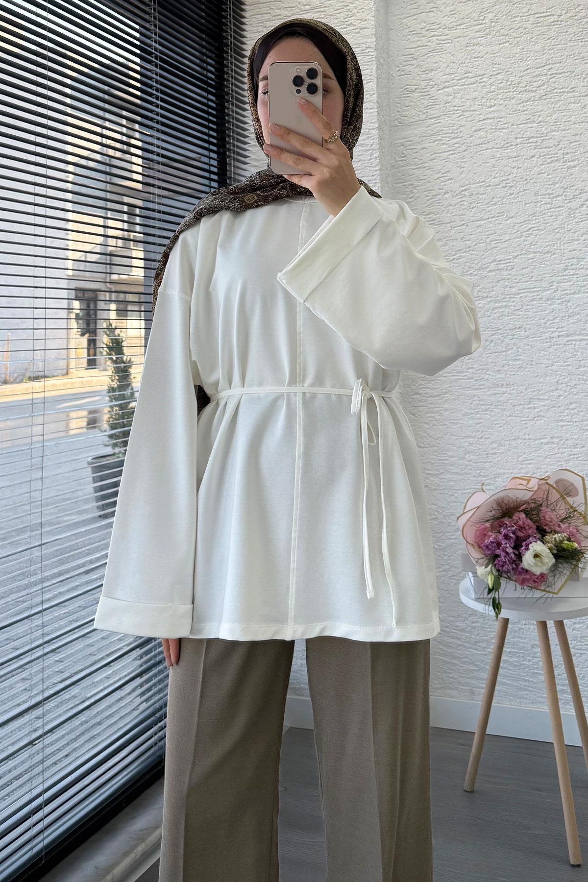 Yanları Yırtmaç Detaylı Basic Tunik - Beyaz