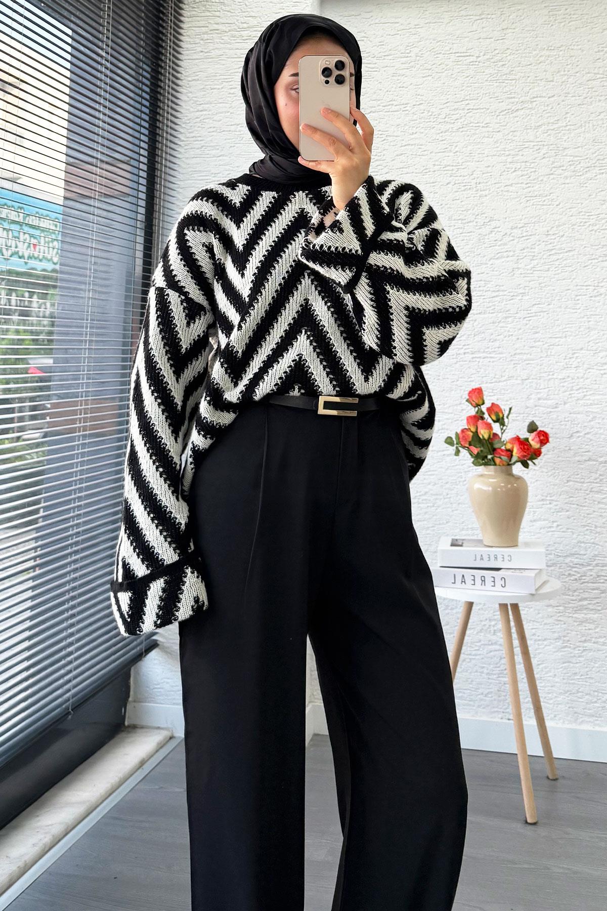 Yüksek Bel Pile Detaylı Dökümlü Palazzo Pantolon - Siyah