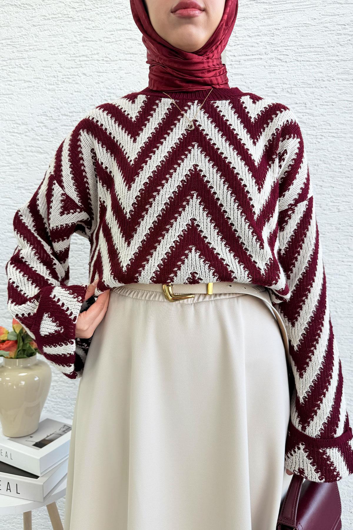 Zikzak Desenli Kısa Triko Kazak – Bordo