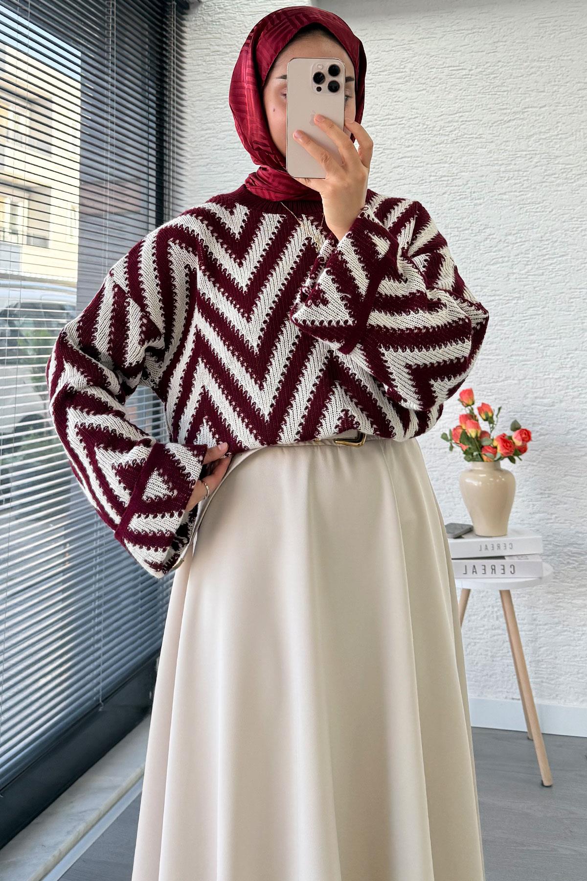 Zikzak Desenli Kısa Triko Kazak – Bordo