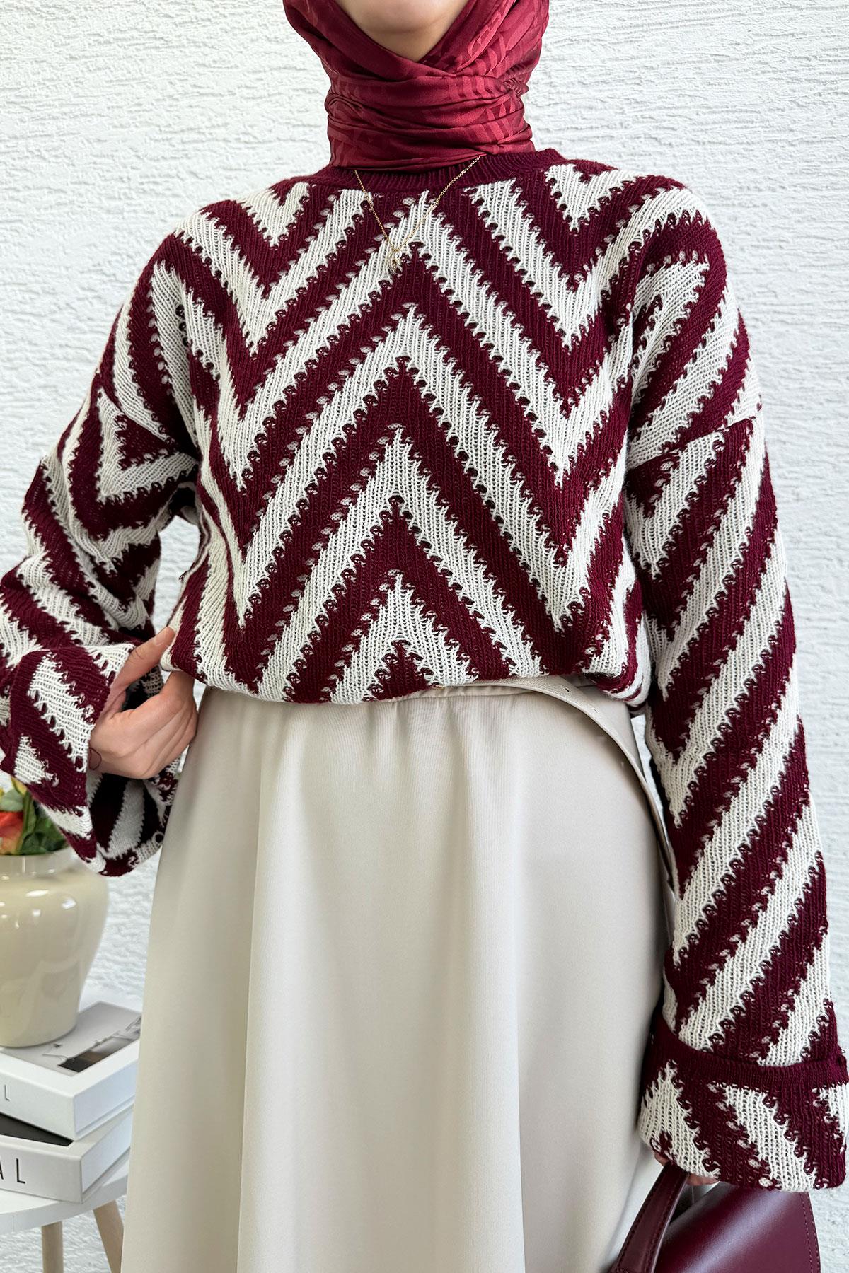 Zikzak Desenli Kısa Triko Kazak – Bordo