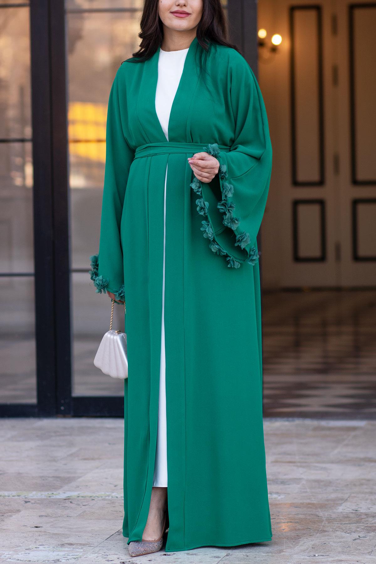 Zümrüt Kolu Çiçek Detaylı Zahra Abaya