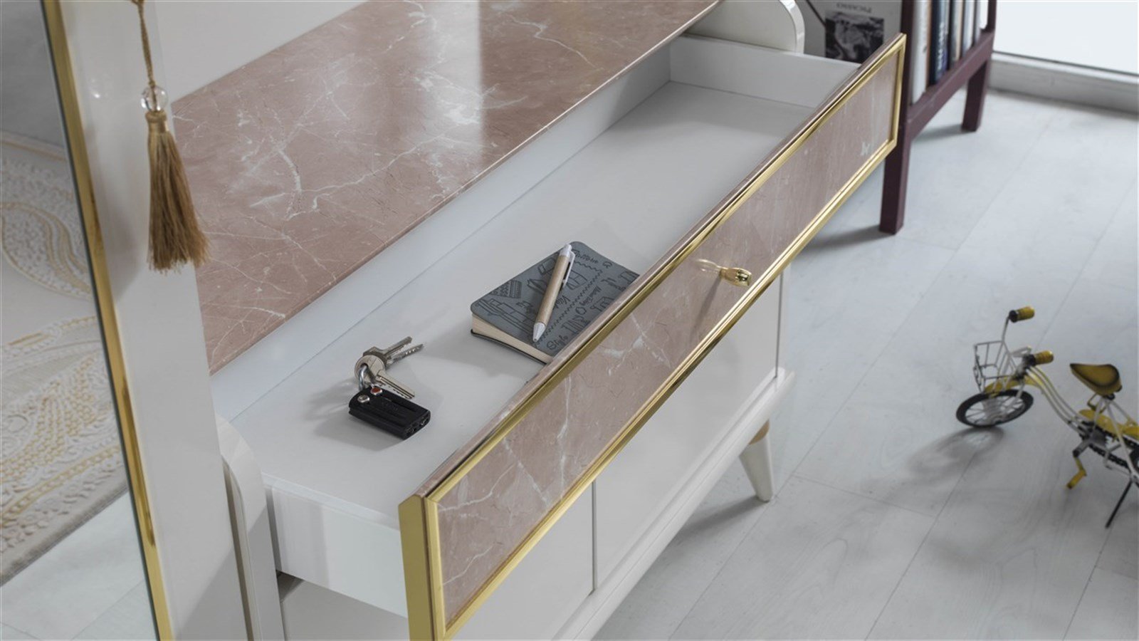 Monreal Garderobe