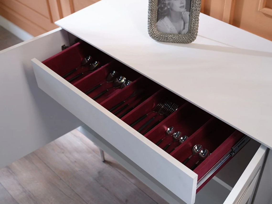 Platin Esszimmer